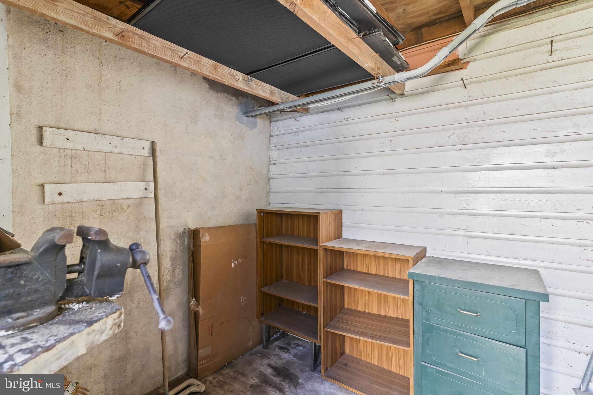 DRUM POINT - Residential