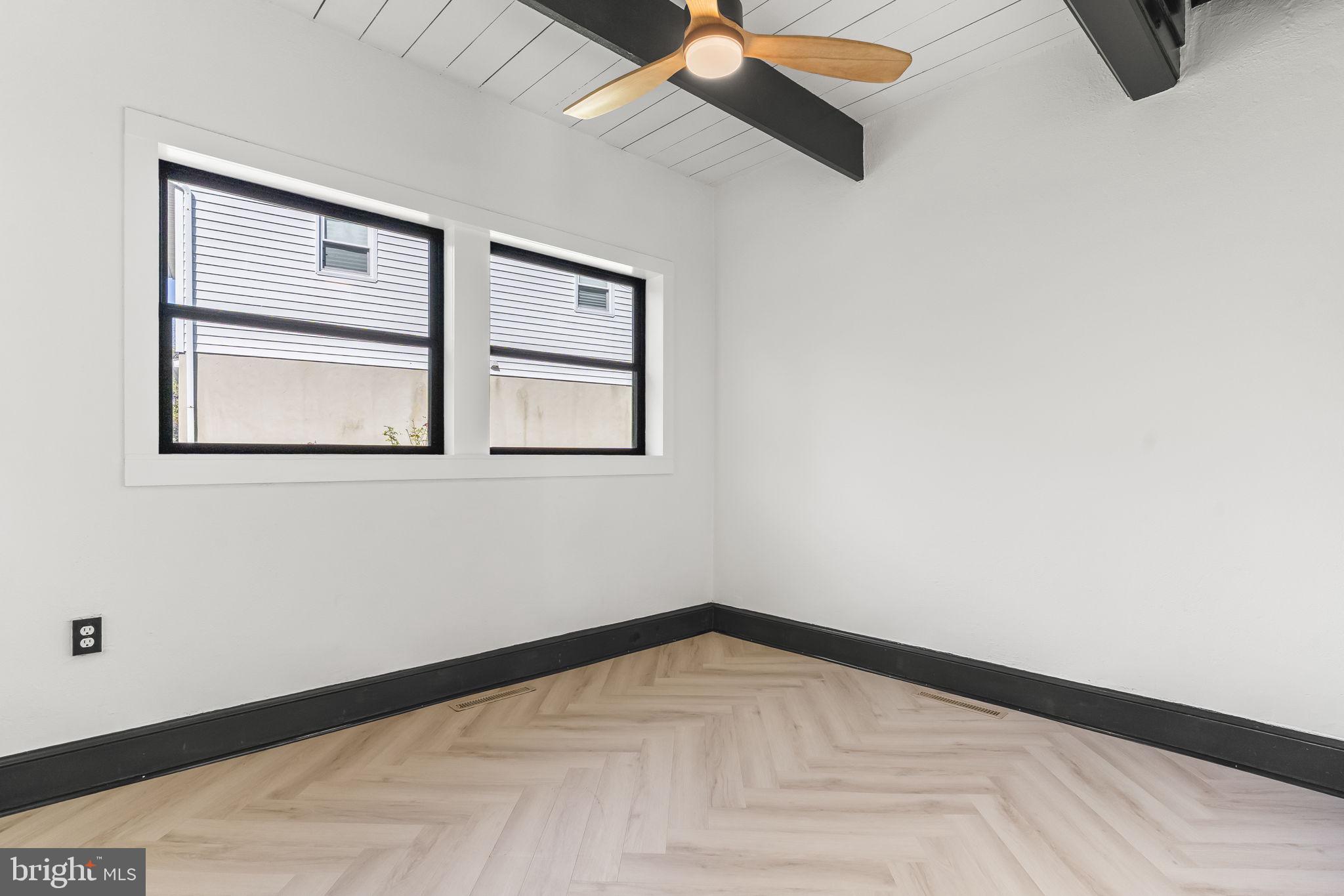 DRUM POINT - Residential