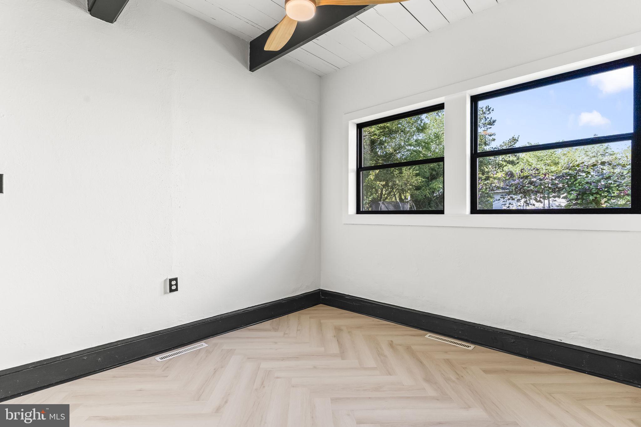 DRUM POINT - Residential