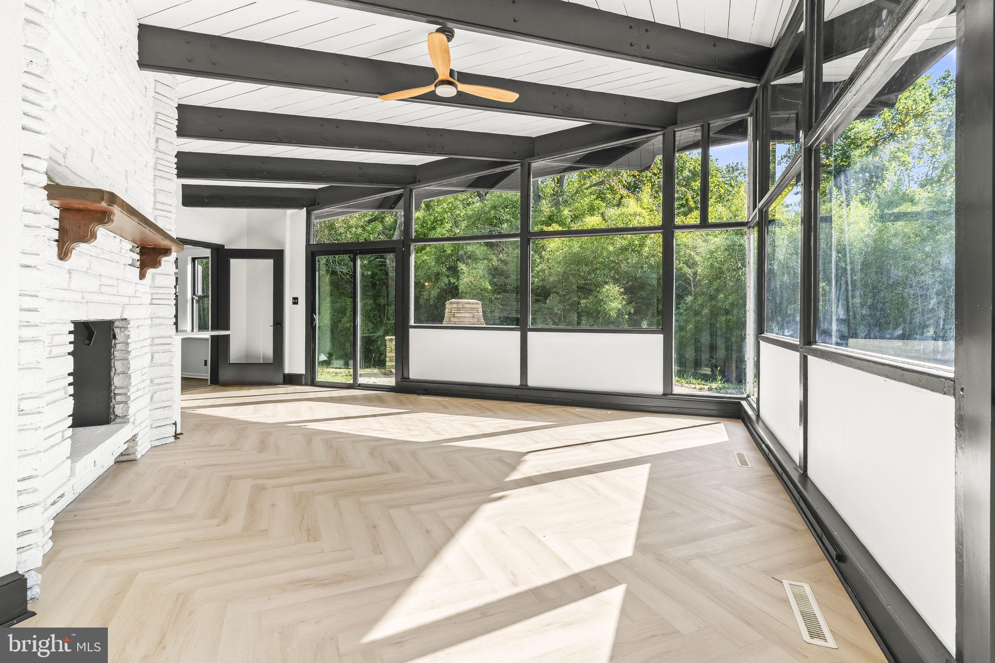 DRUM POINT - Residential