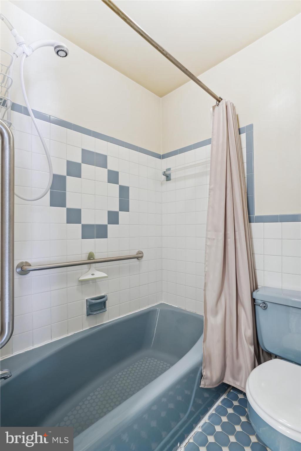 WILTON FARM ACRES - Residential