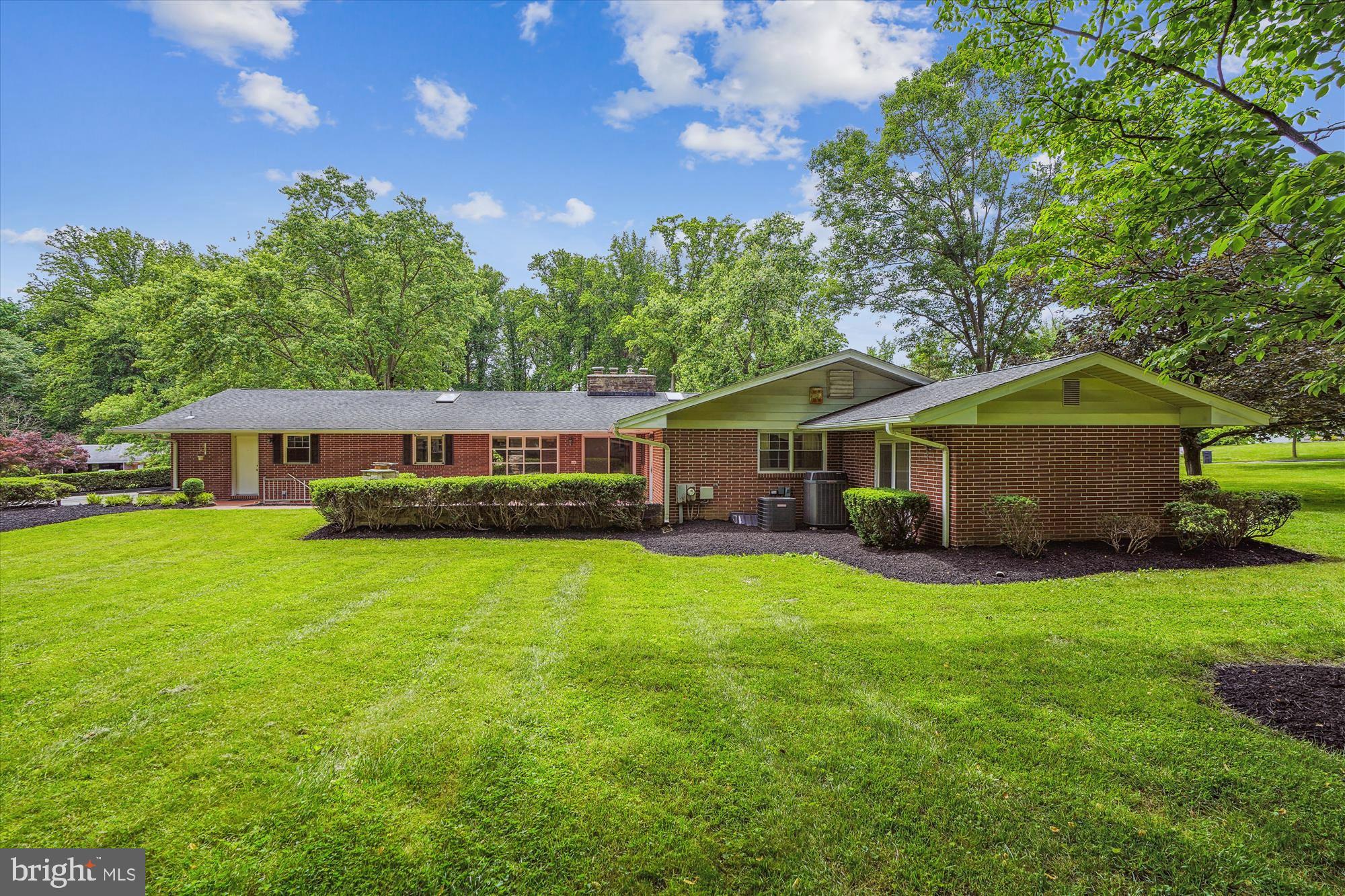 WILTON FARM ACRES - Residential