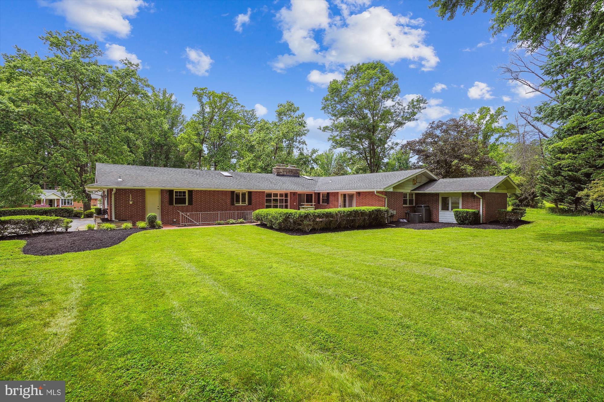 WILTON FARM ACRES - Residential