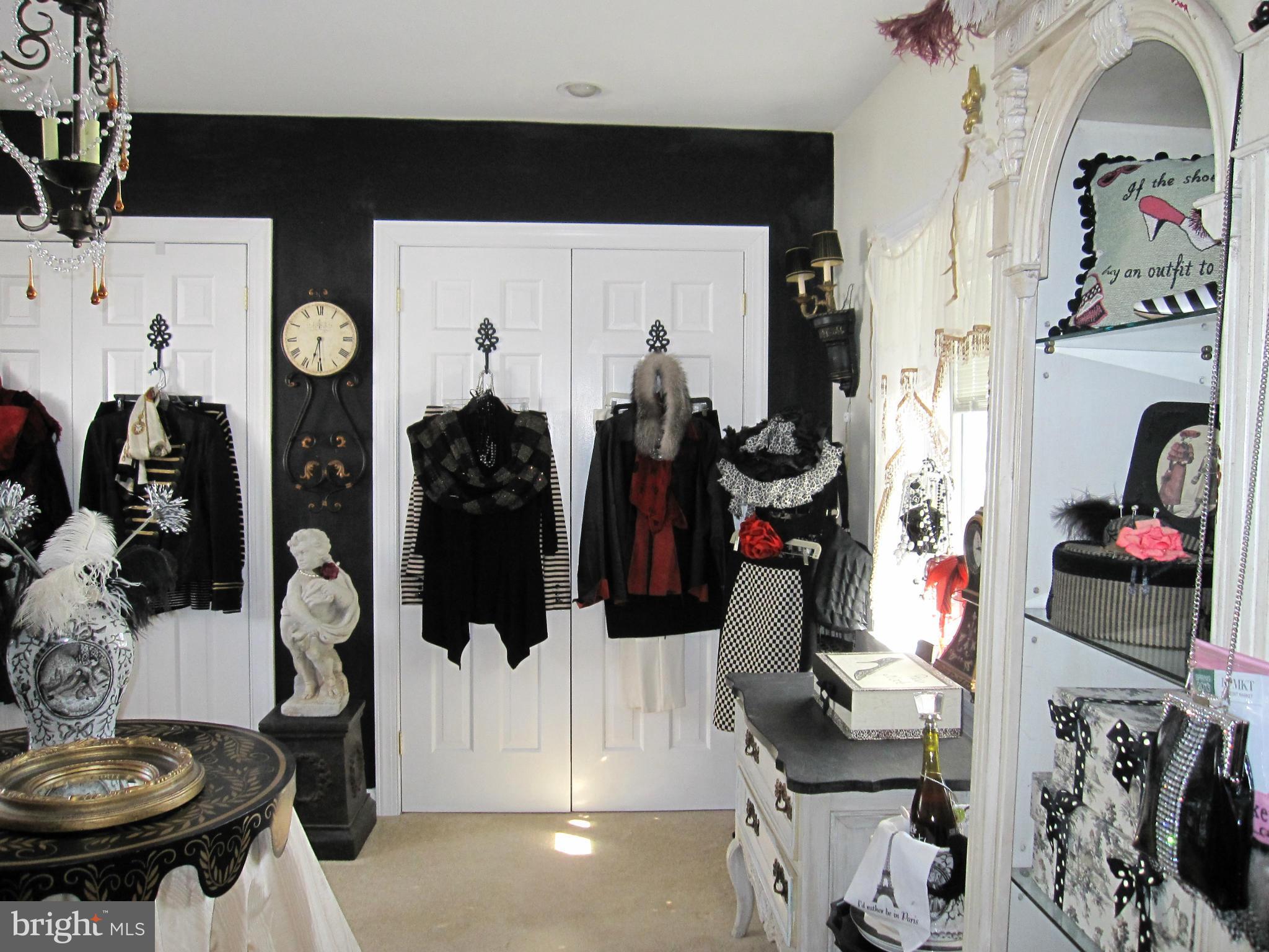 WILTON FARM ACRES - Residential