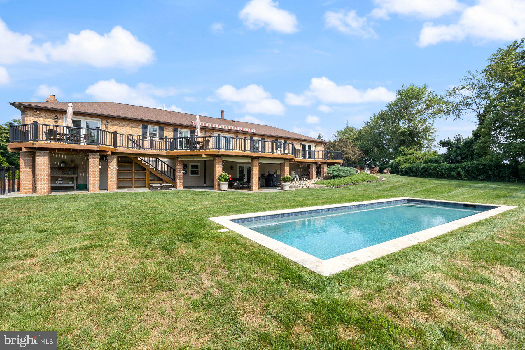 WATKINS OVERLOOK - Residential