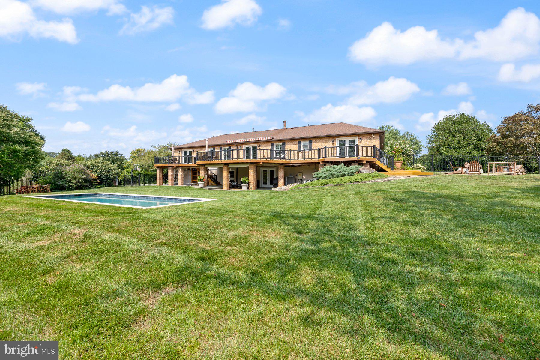 WATKINS OVERLOOK - Residential