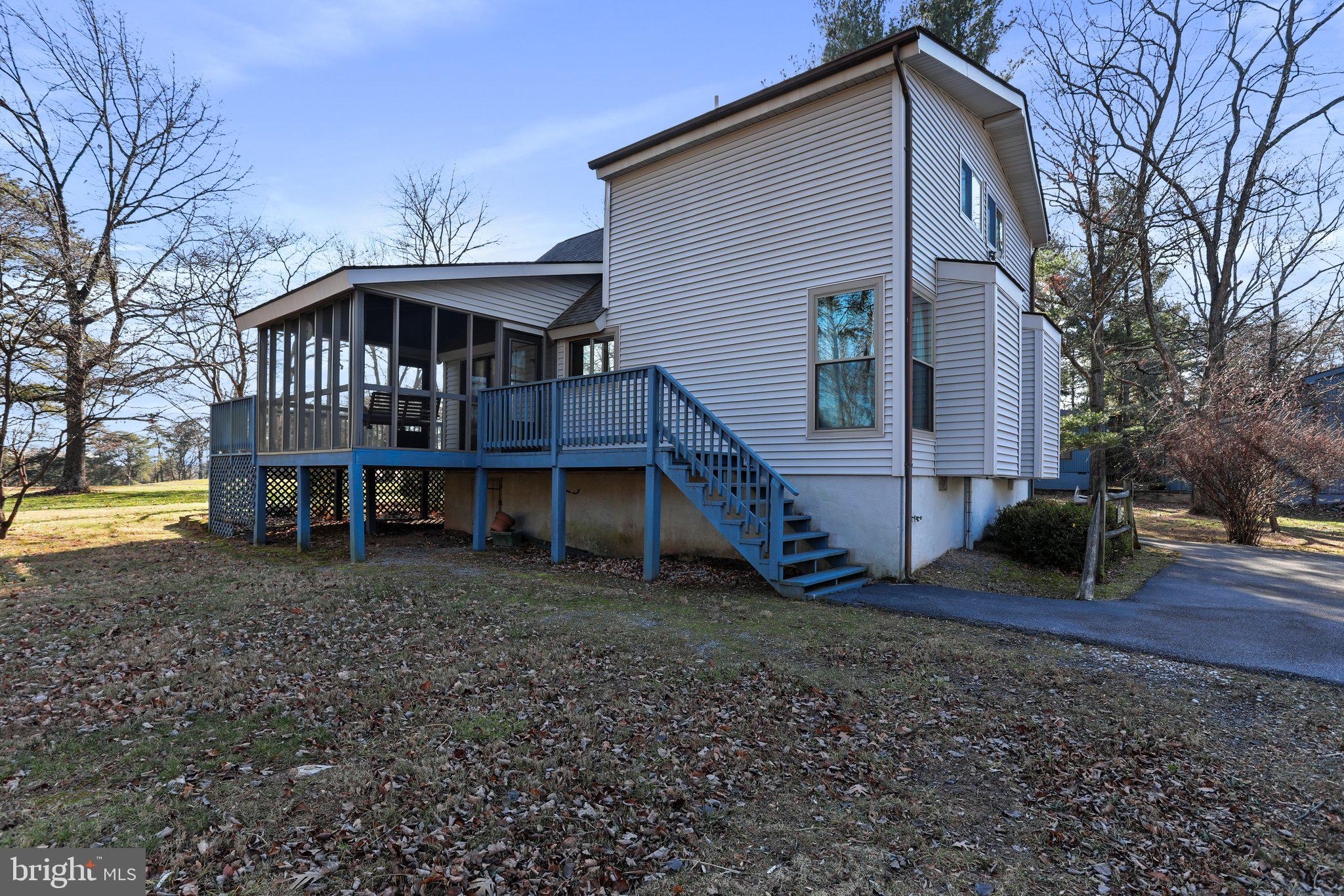 THE WOODS - Residential