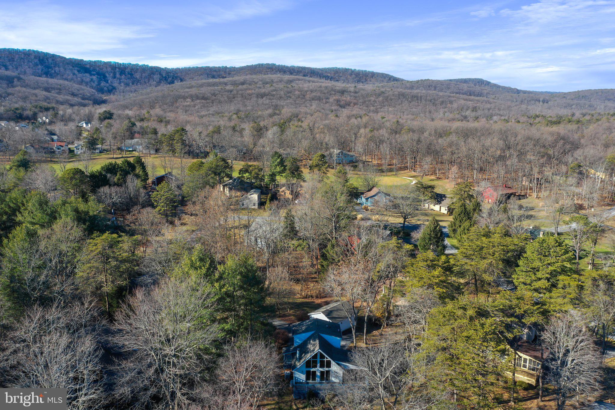 THE WOODS - Residential