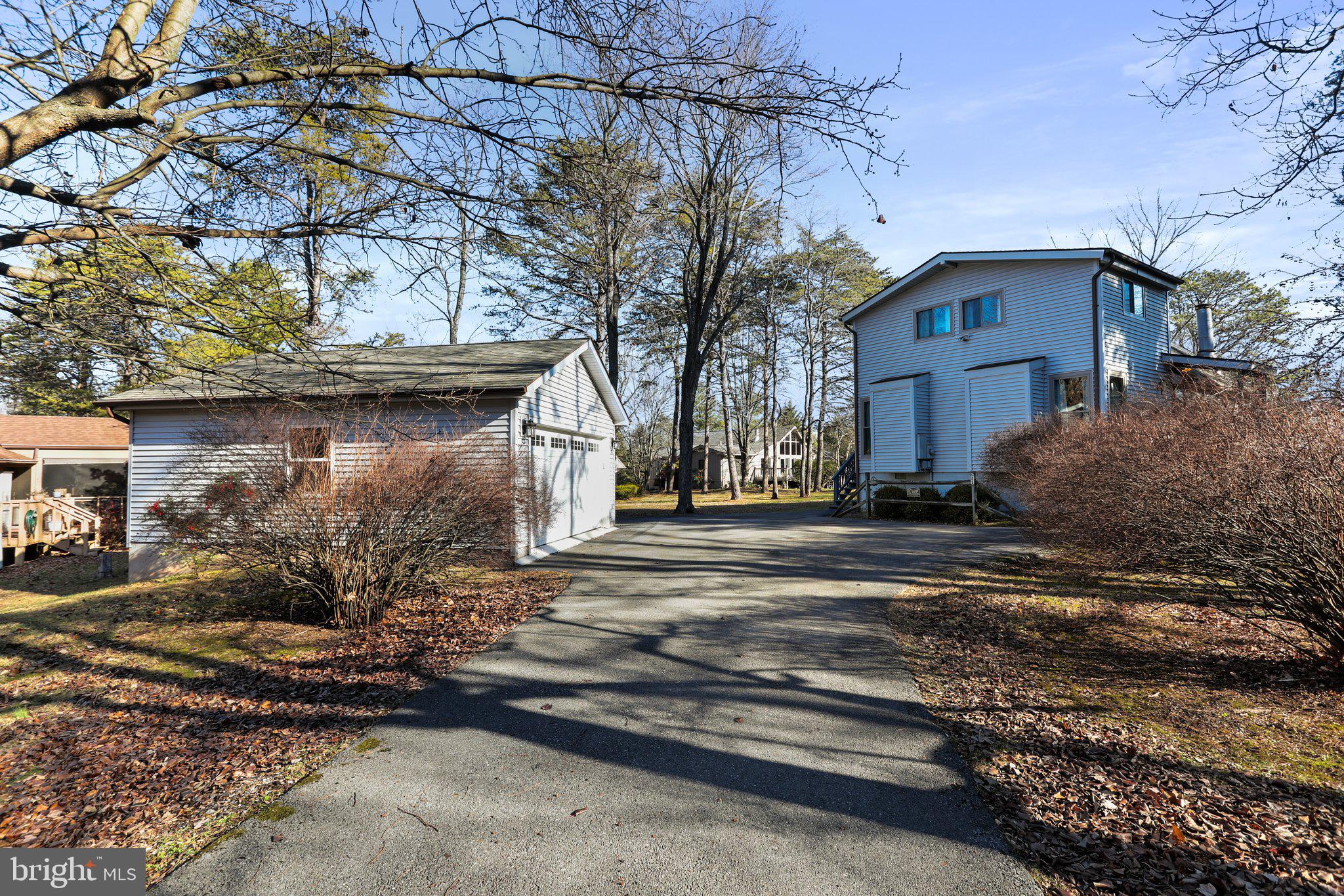 THE WOODS - Residential