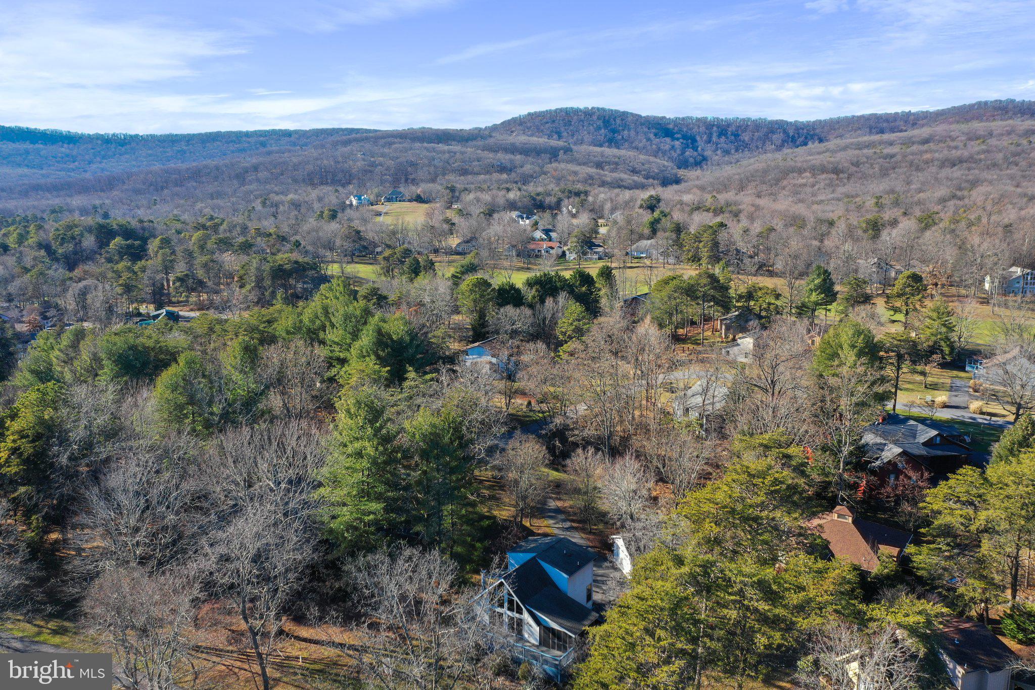 THE WOODS - Residential