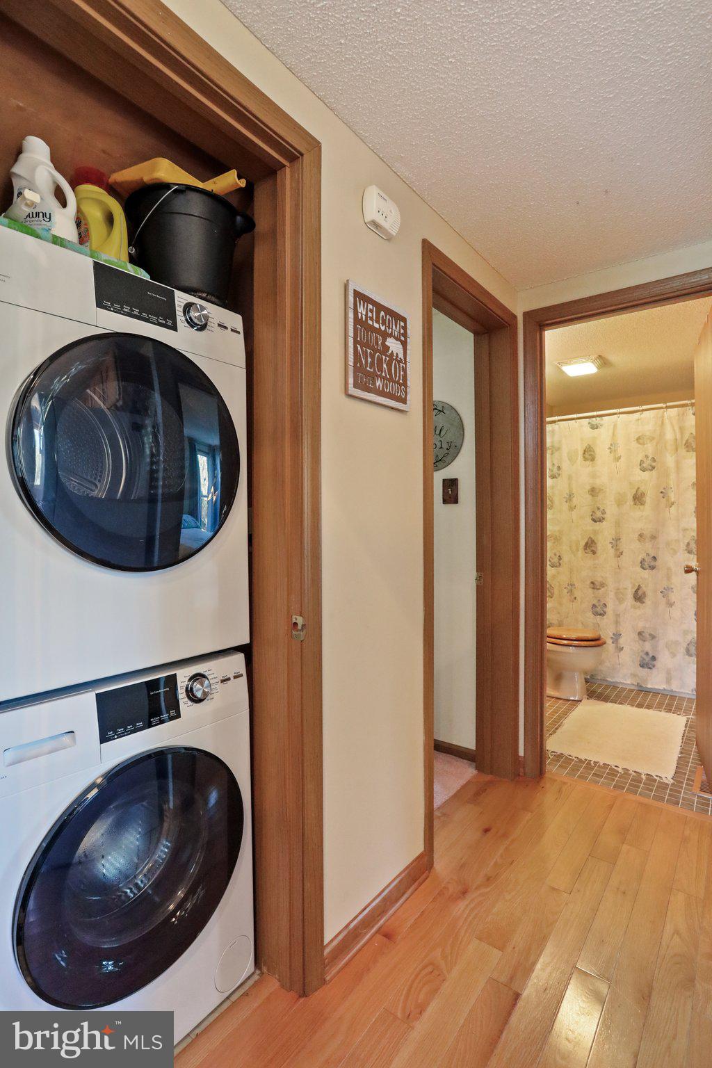 THE WOODS - Residential