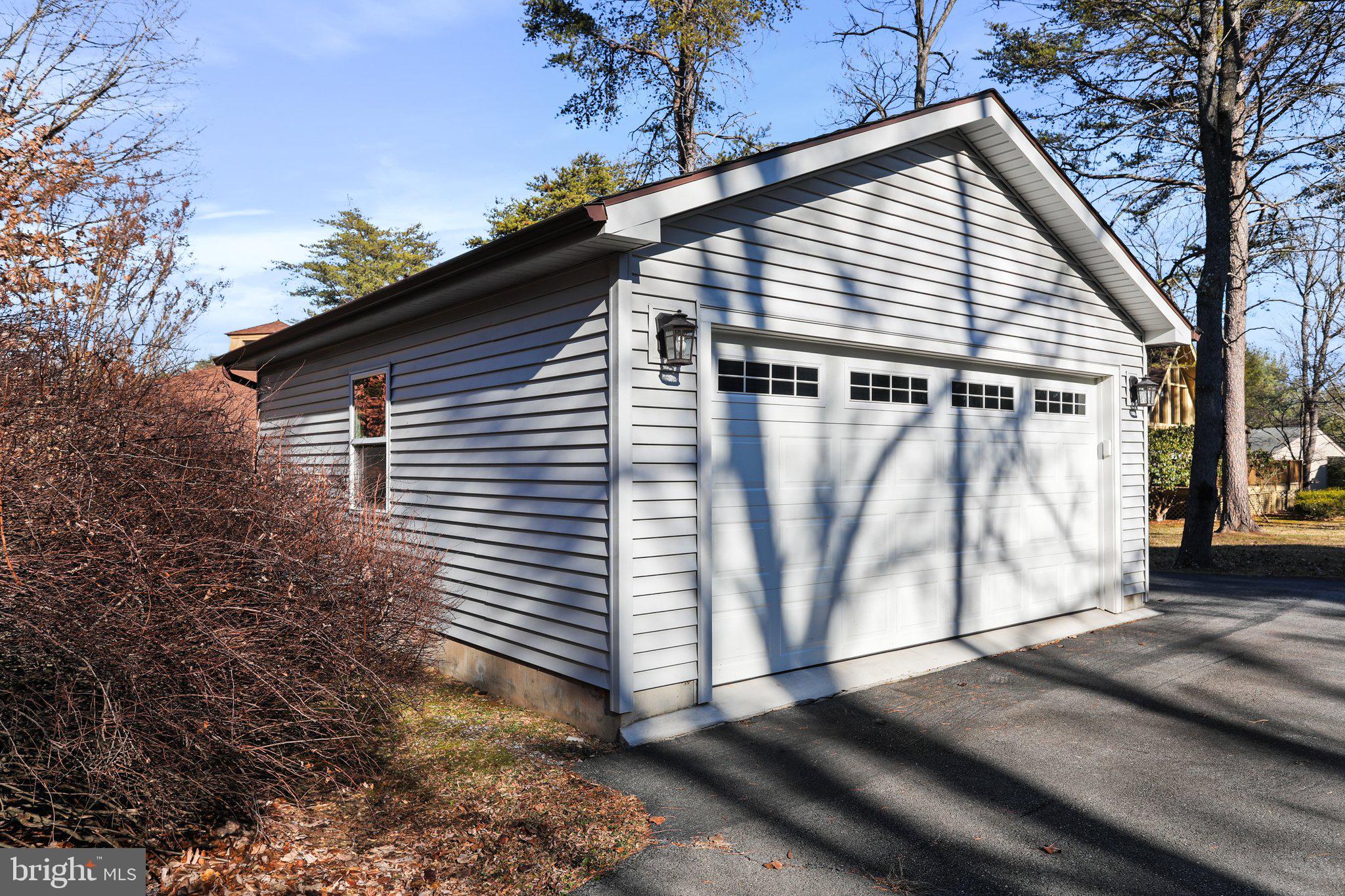 THE WOODS - Residential