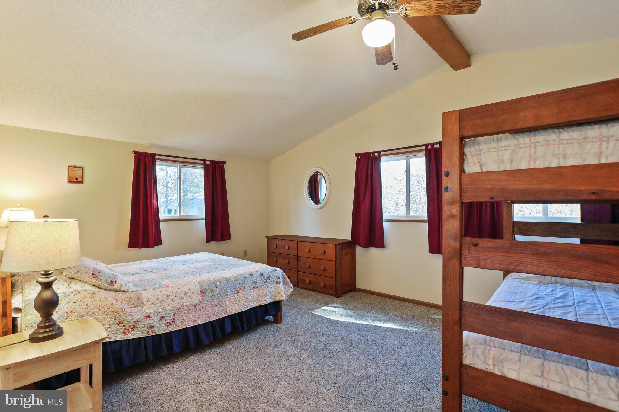 THE WOODS - Residential