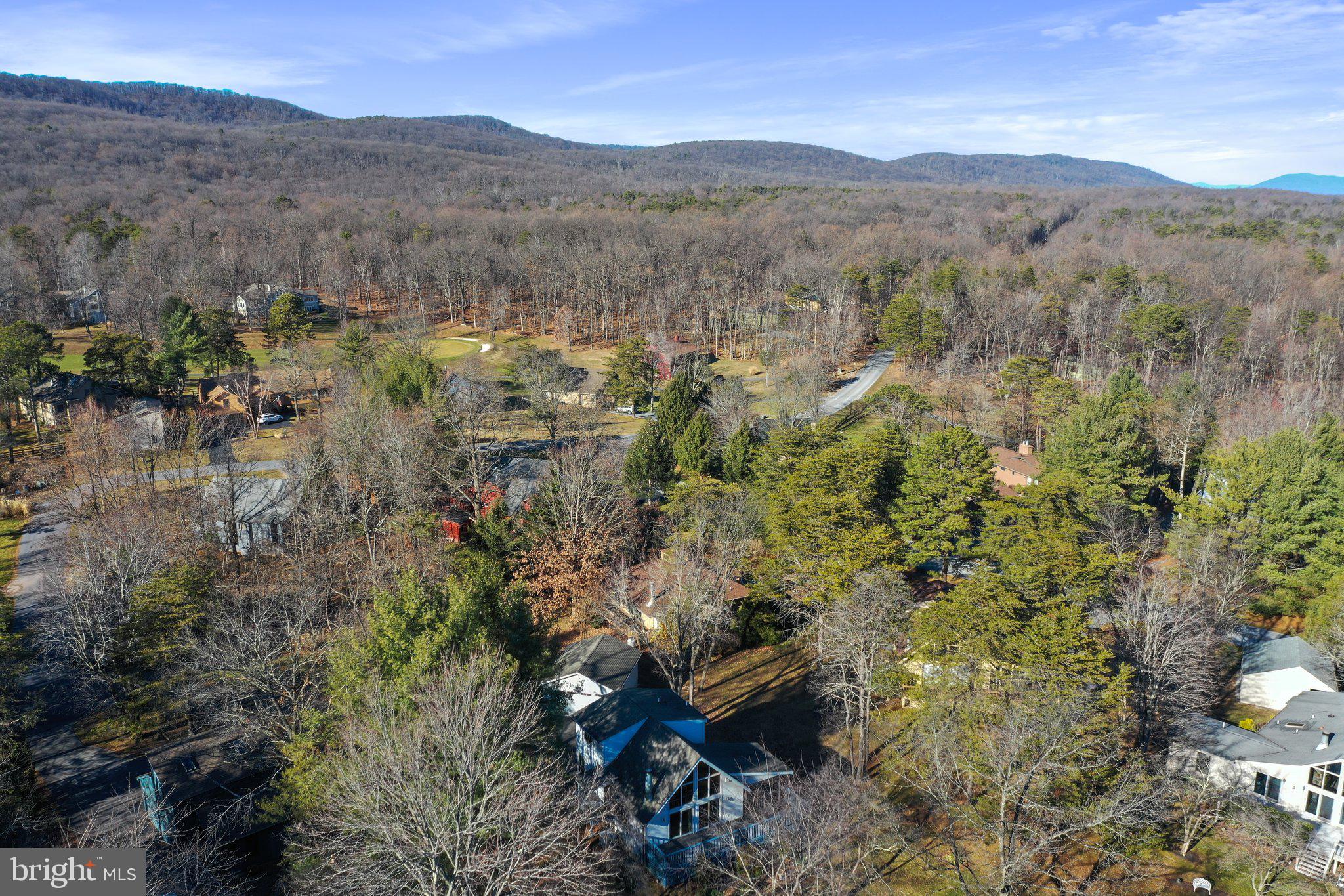 THE WOODS - Residential