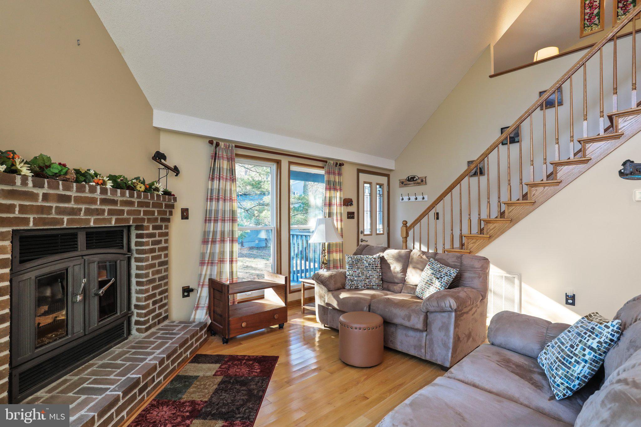 THE WOODS - Residential