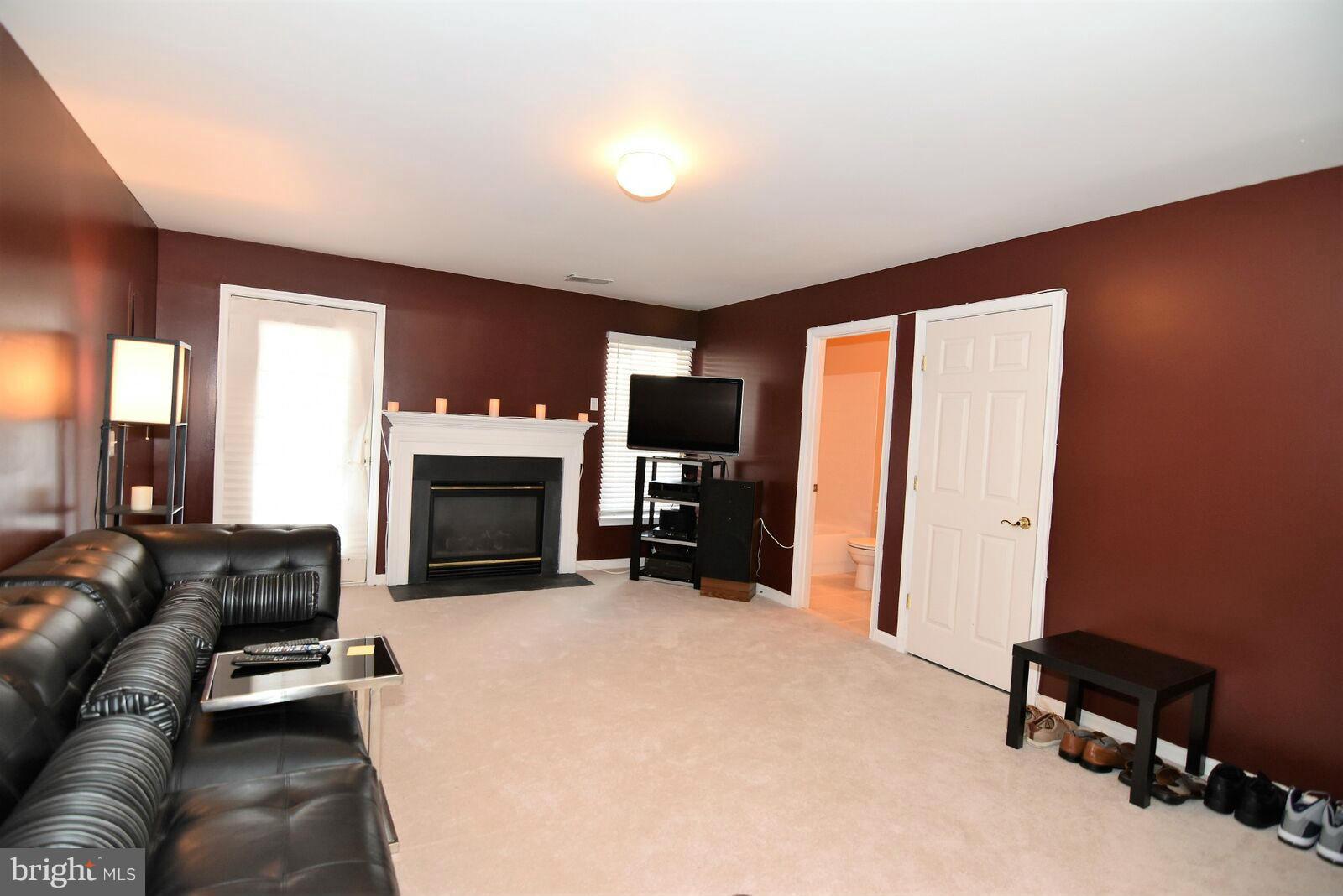 WEXFORD - Residential Lease