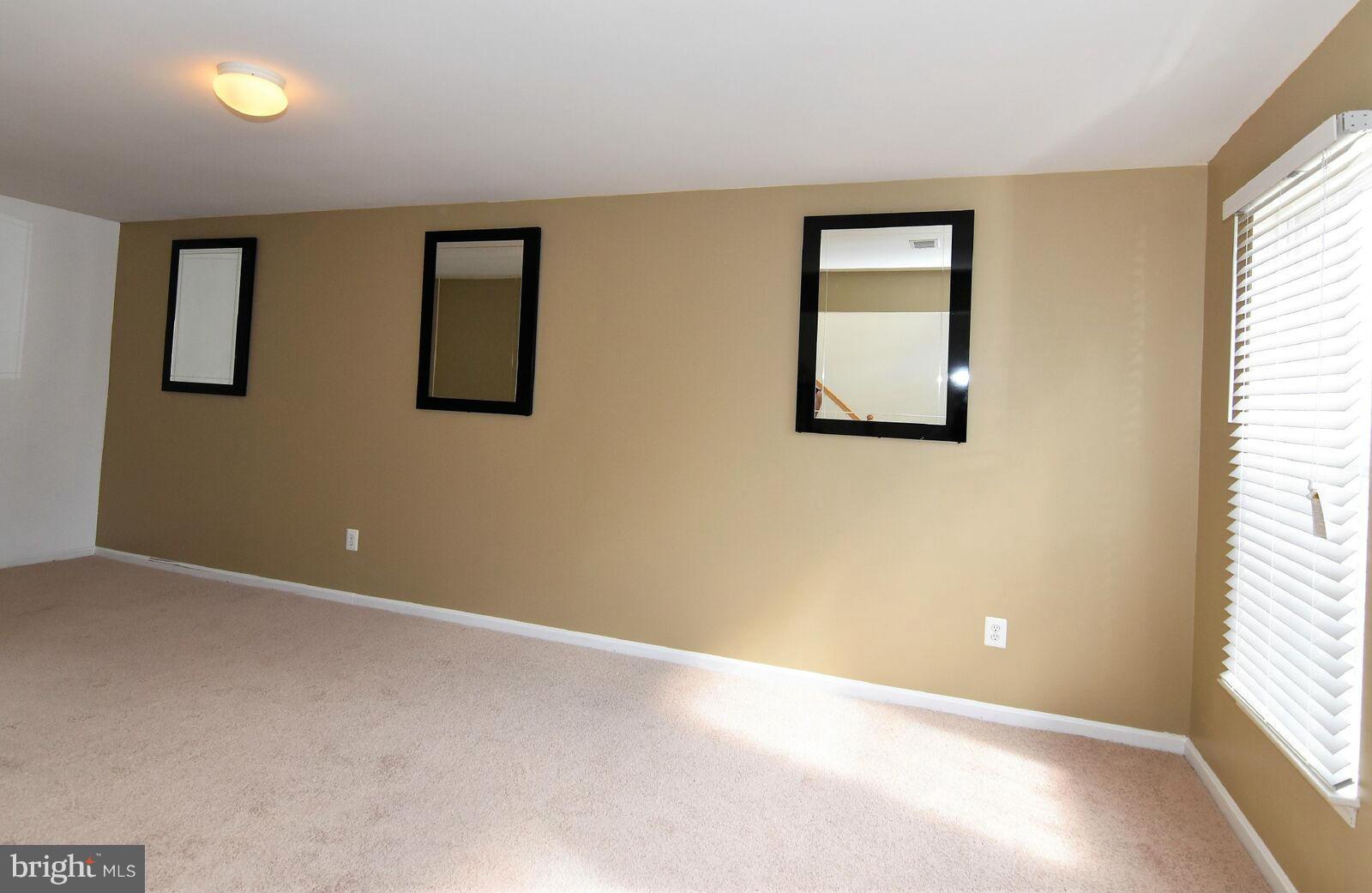 WEXFORD - Residential Lease