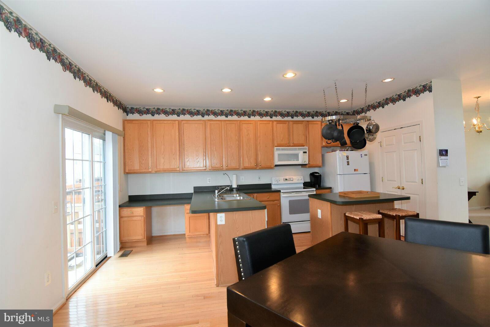 WEXFORD - Residential Lease