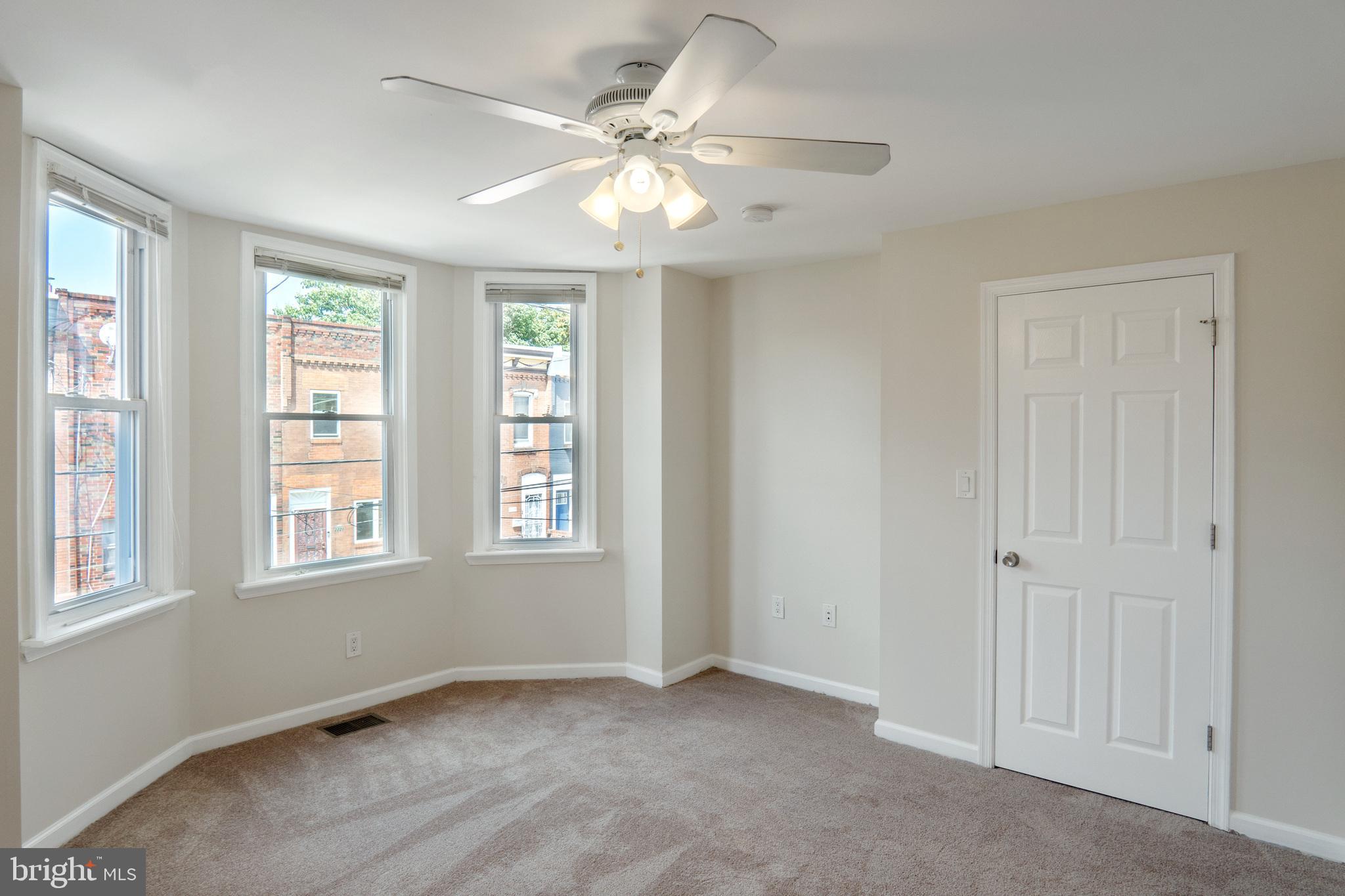 POINT BREEZE - Residential