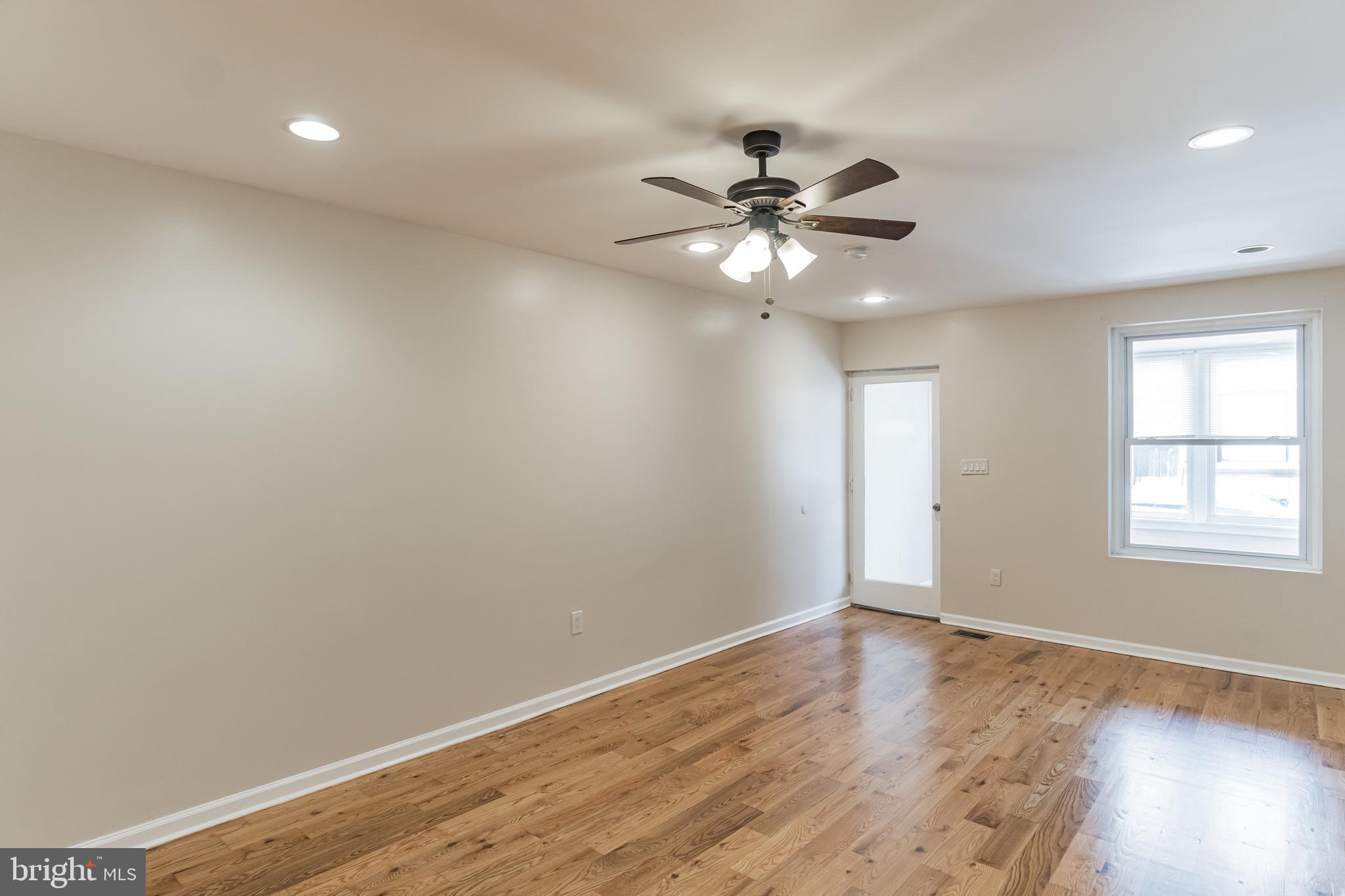 POINT BREEZE - Residential