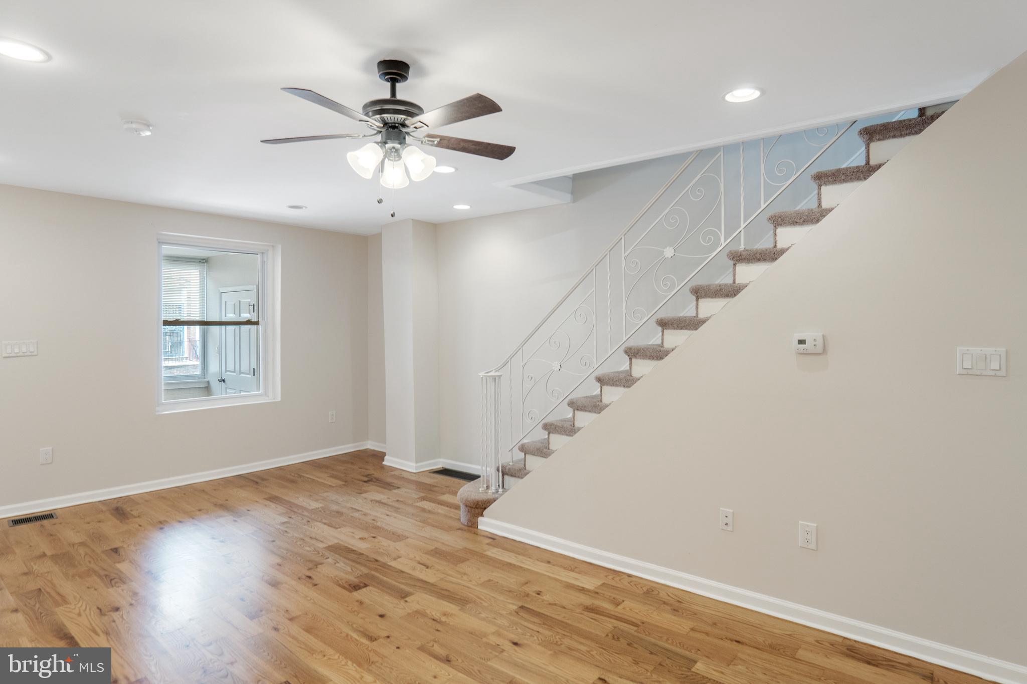 POINT BREEZE - Residential