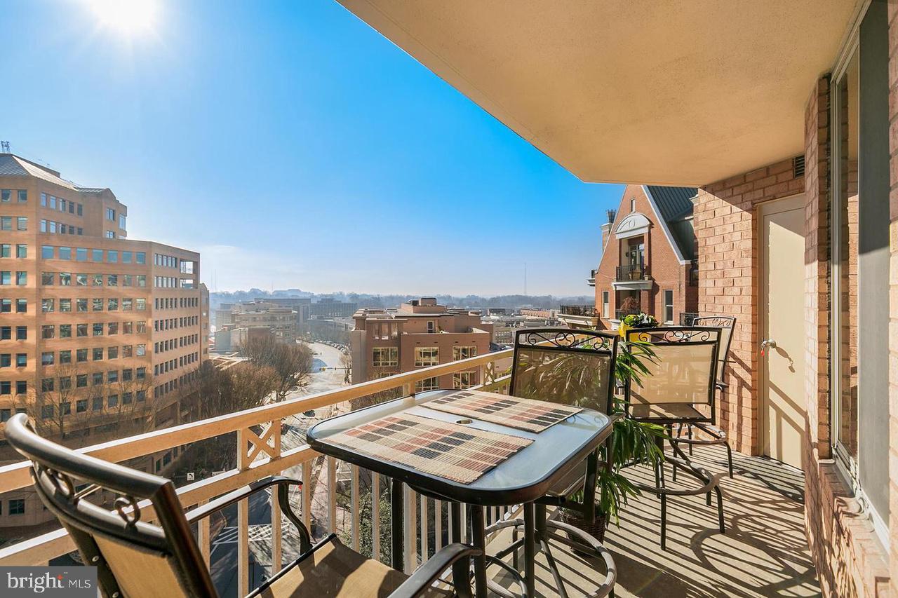 CHASE AT BETHESDA CODM - Residential Lease