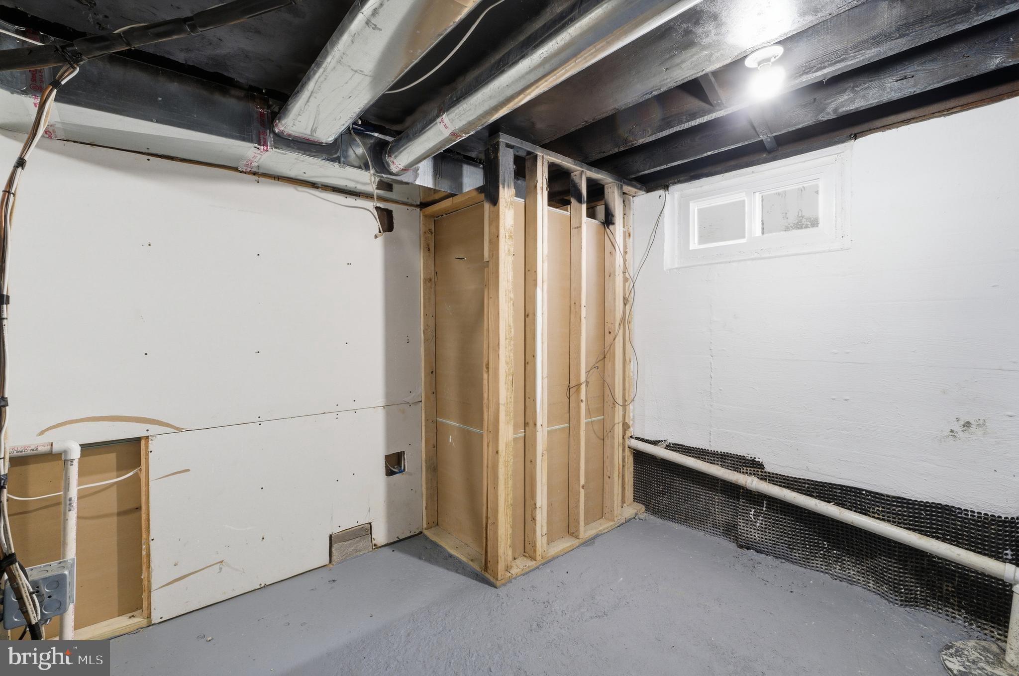 OSBORN TRACK - Residential