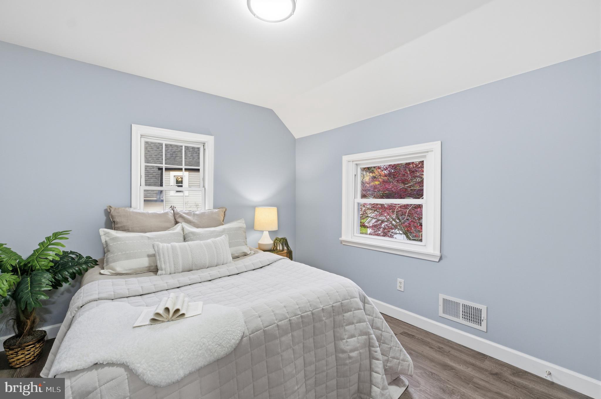 OSBORN TRACK - Residential