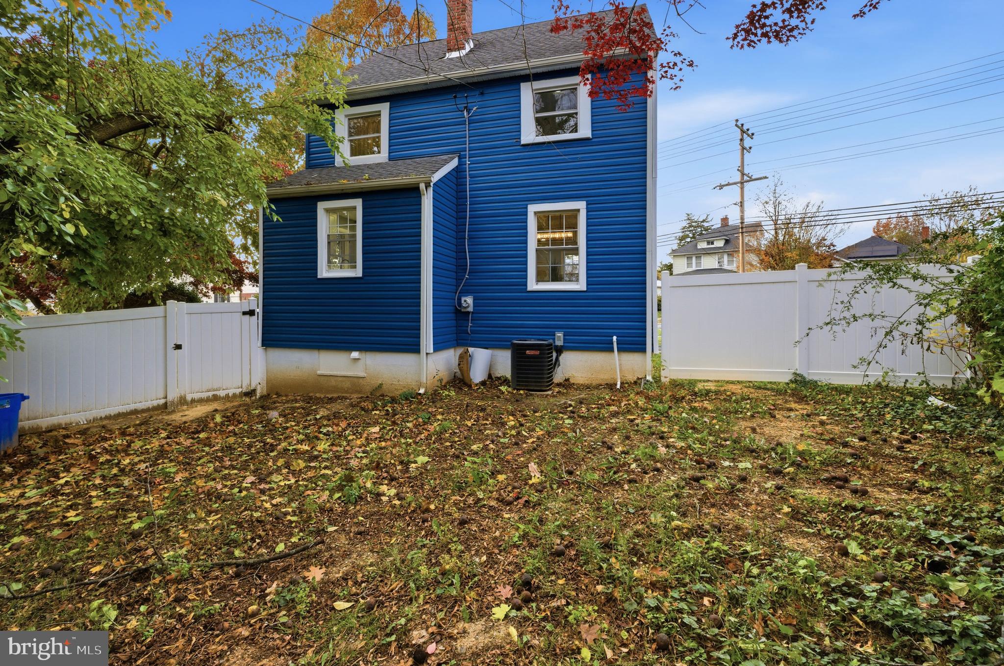 OSBORN TRACK - Residential