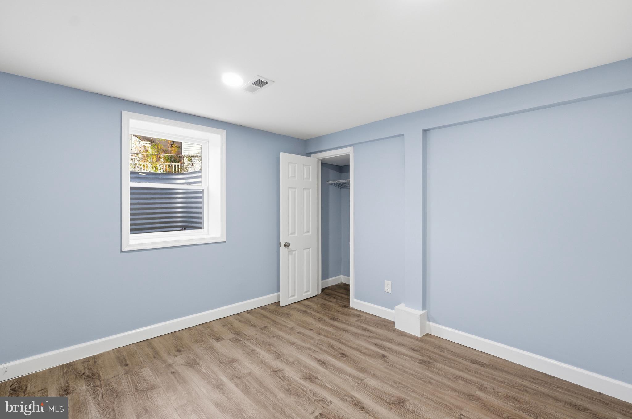 OSBORN TRACK - Residential