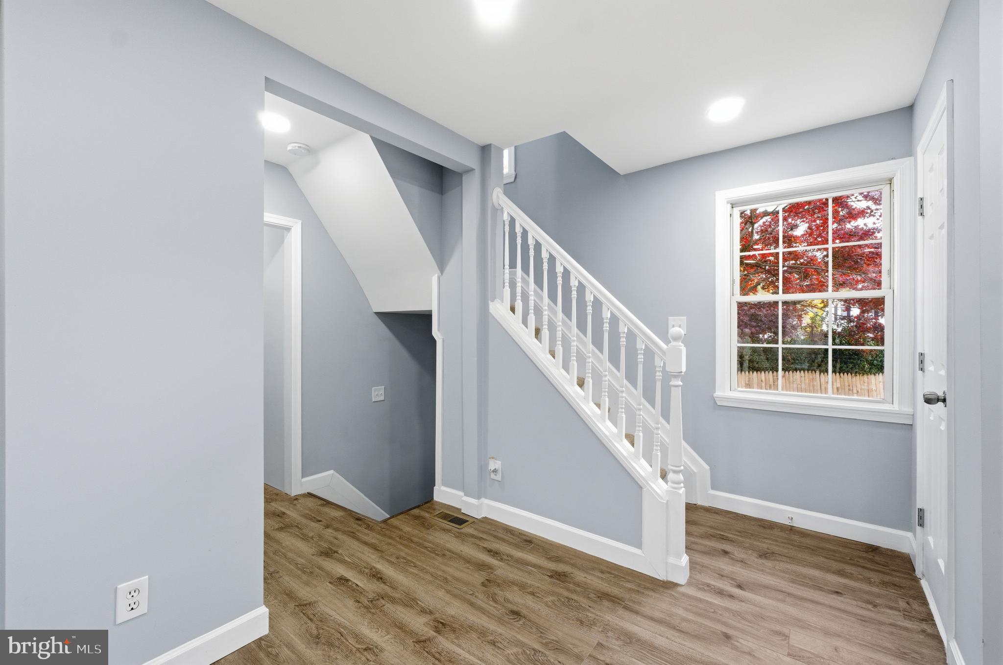 OSBORN TRACK - Residential