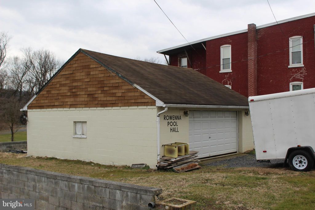 Photo of 1739 OLD RIVER ROAD, MARIETTA, PA 17547 (MLS # PALA2030512)