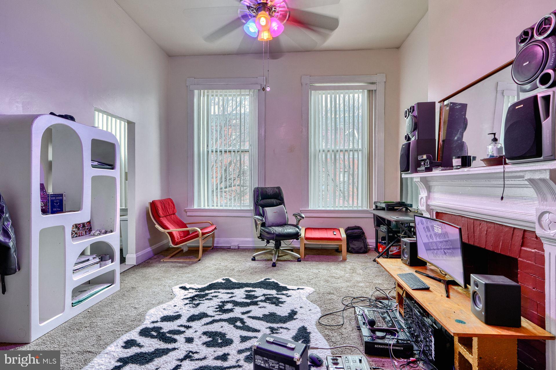 CHARLES VILLAGE - Commercial Sale