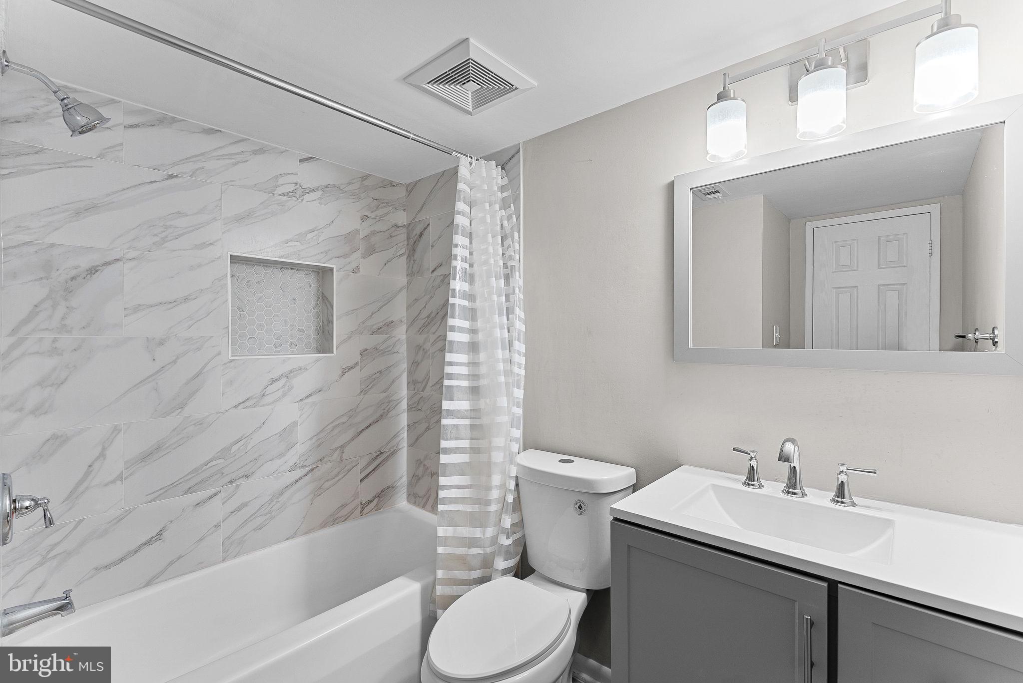 HUNTERS WOODS VILLAGE - Residential