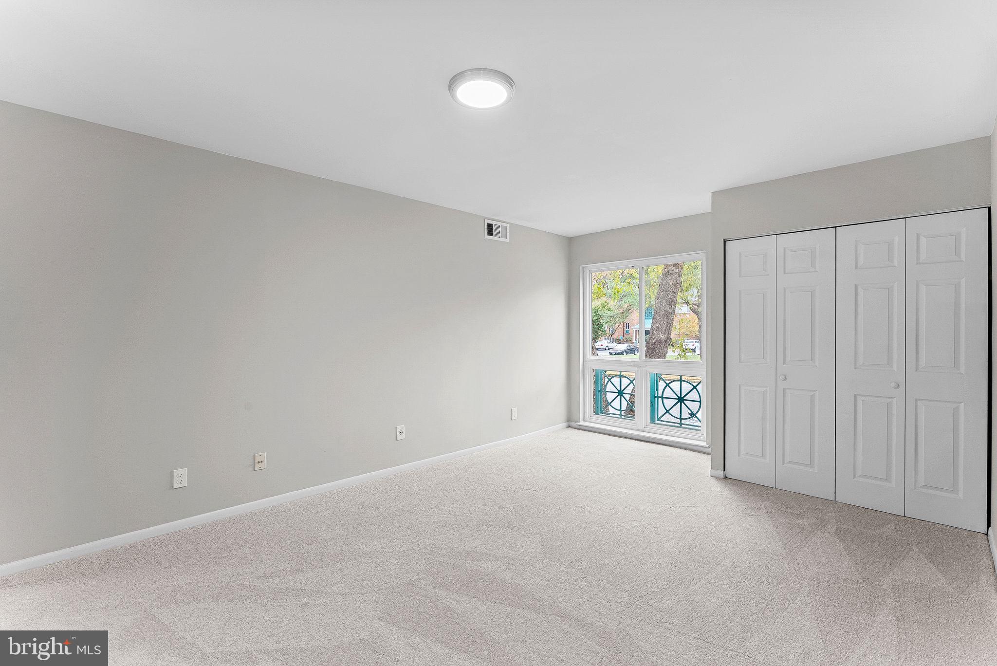 HUNTERS WOODS VILLAGE - Residential