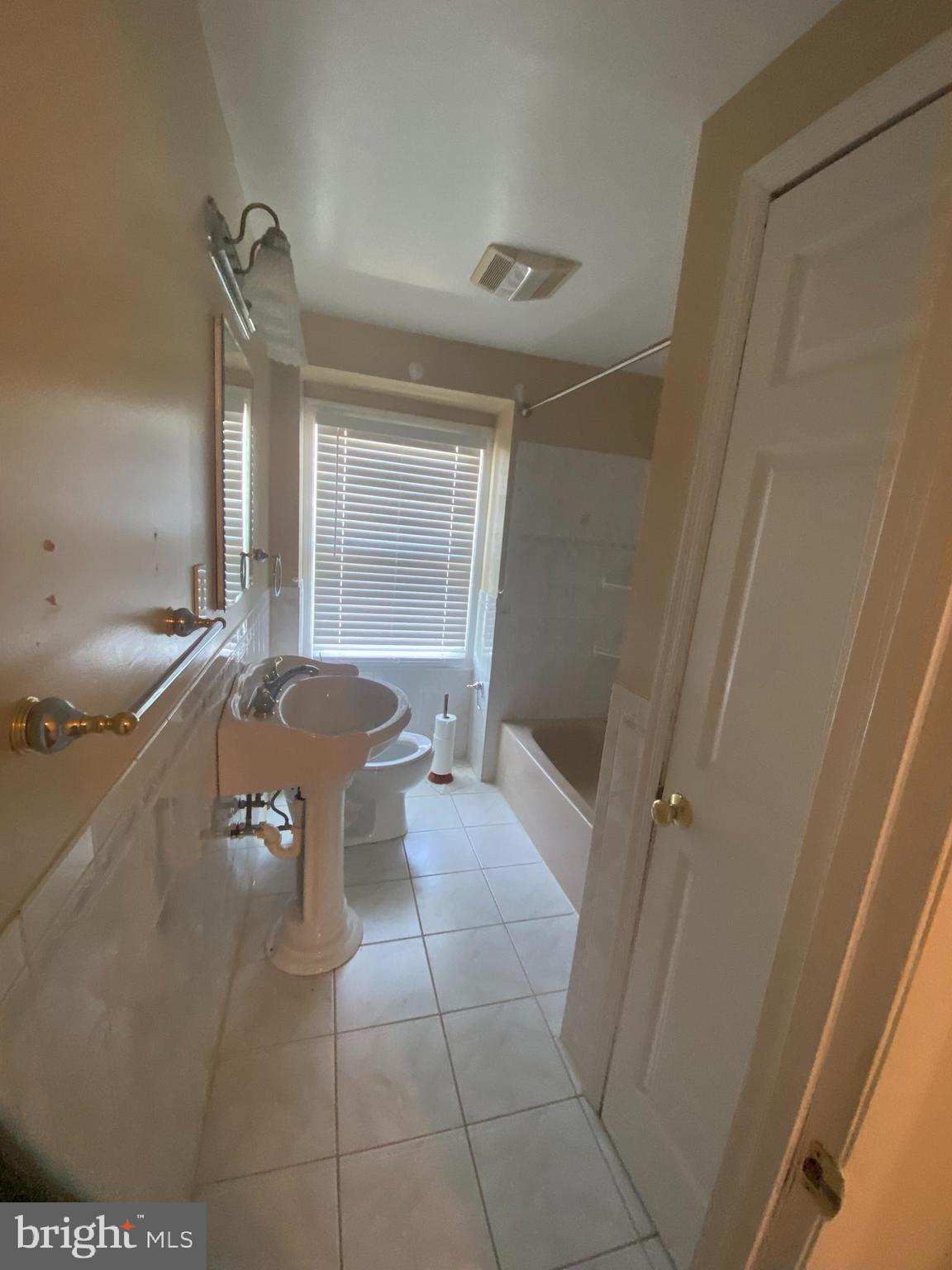 HAWTHORNE - Residential