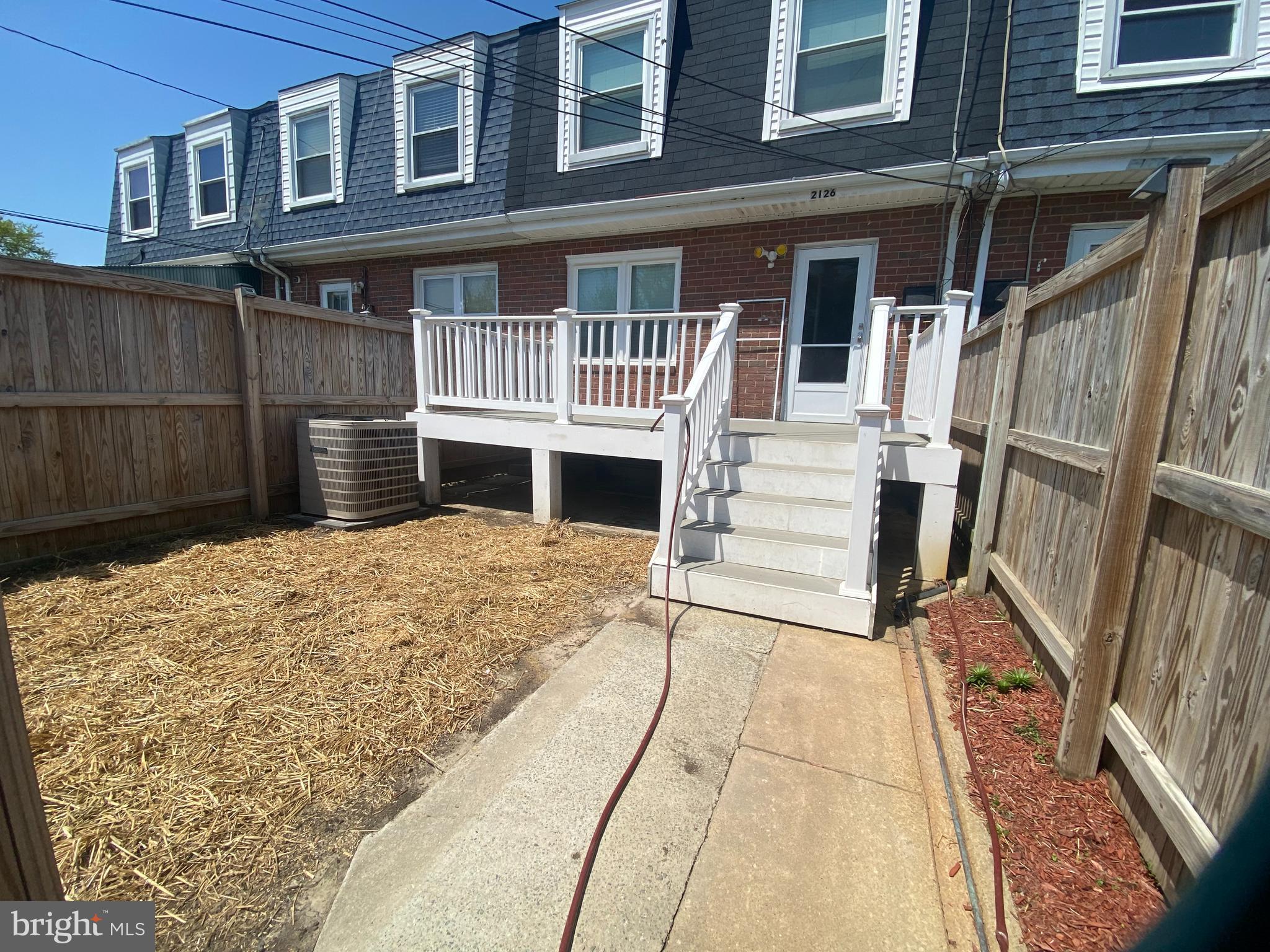 HAWTHORNE - Residential