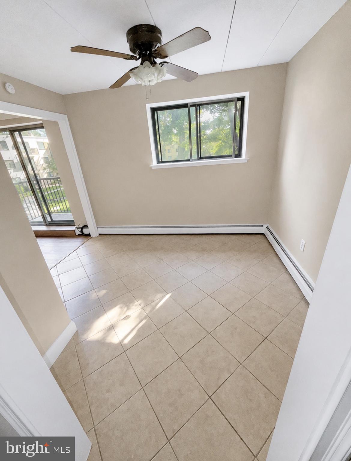 1575 W STREET ROAD 327