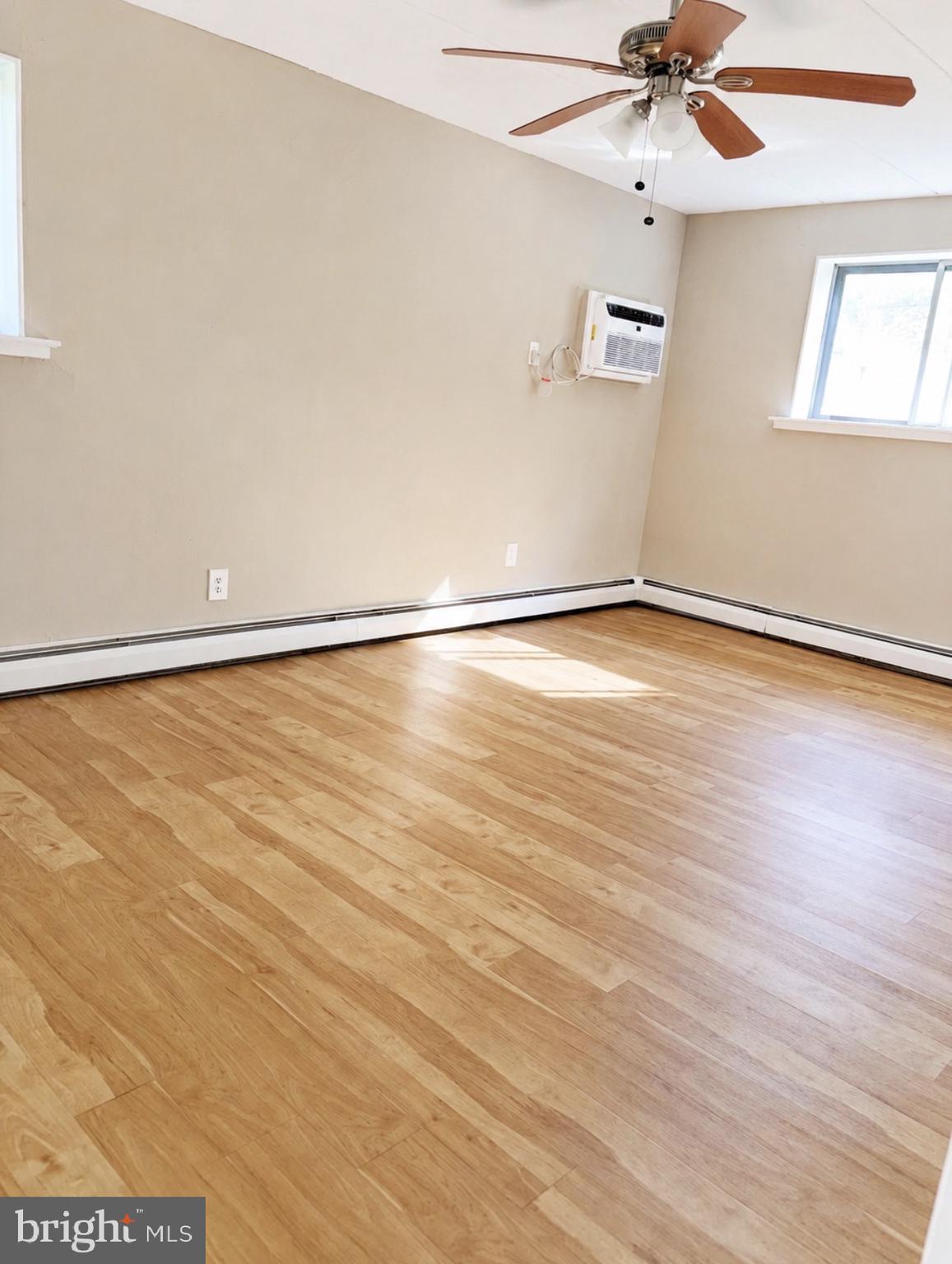 1575 W STREET ROAD 327