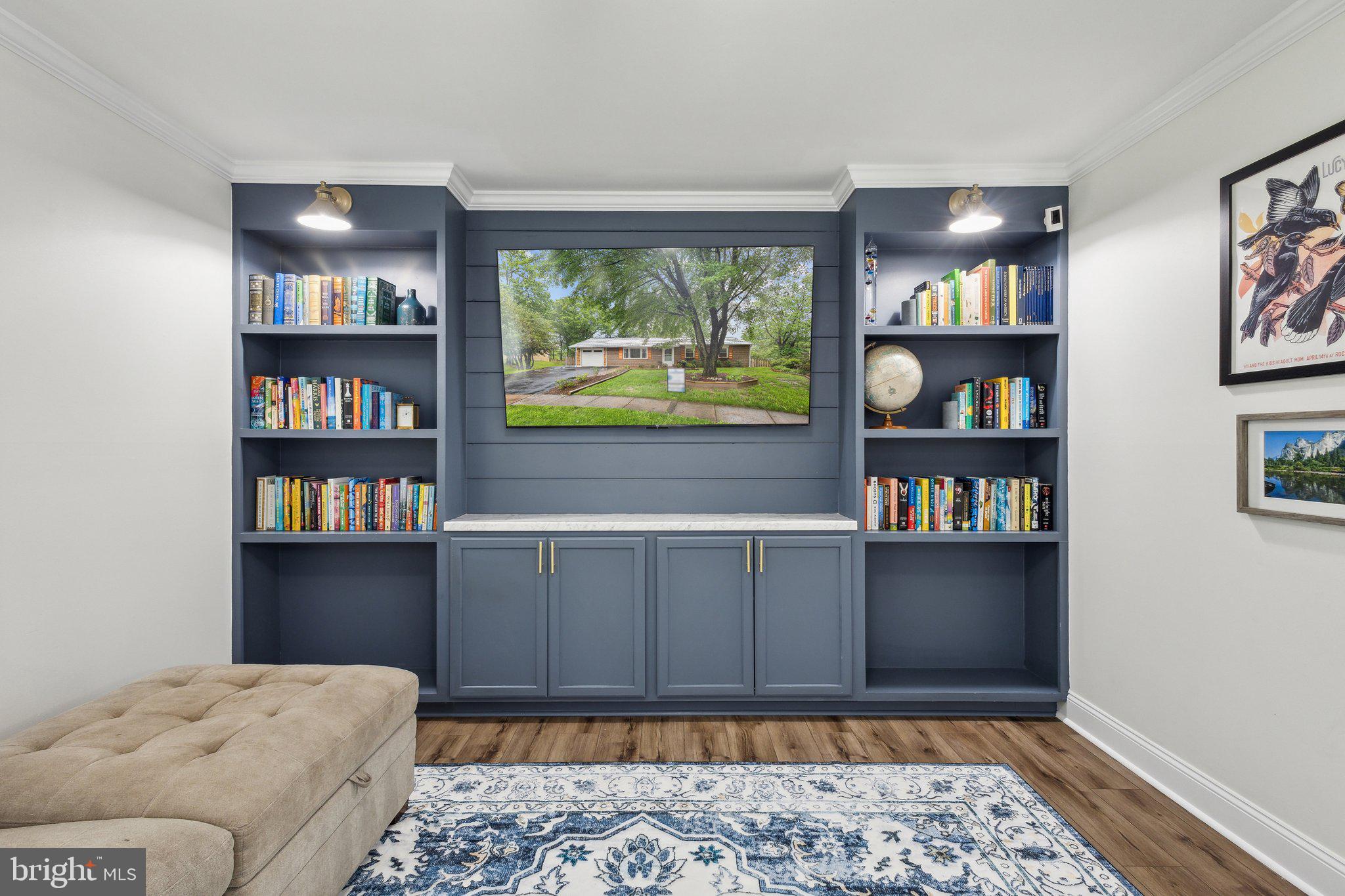 EMERALD CHASE - Residential