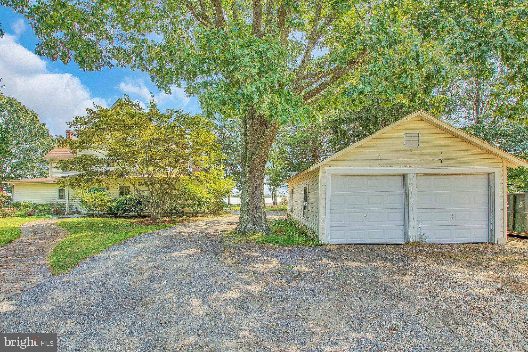 CHURCHTON - Residential