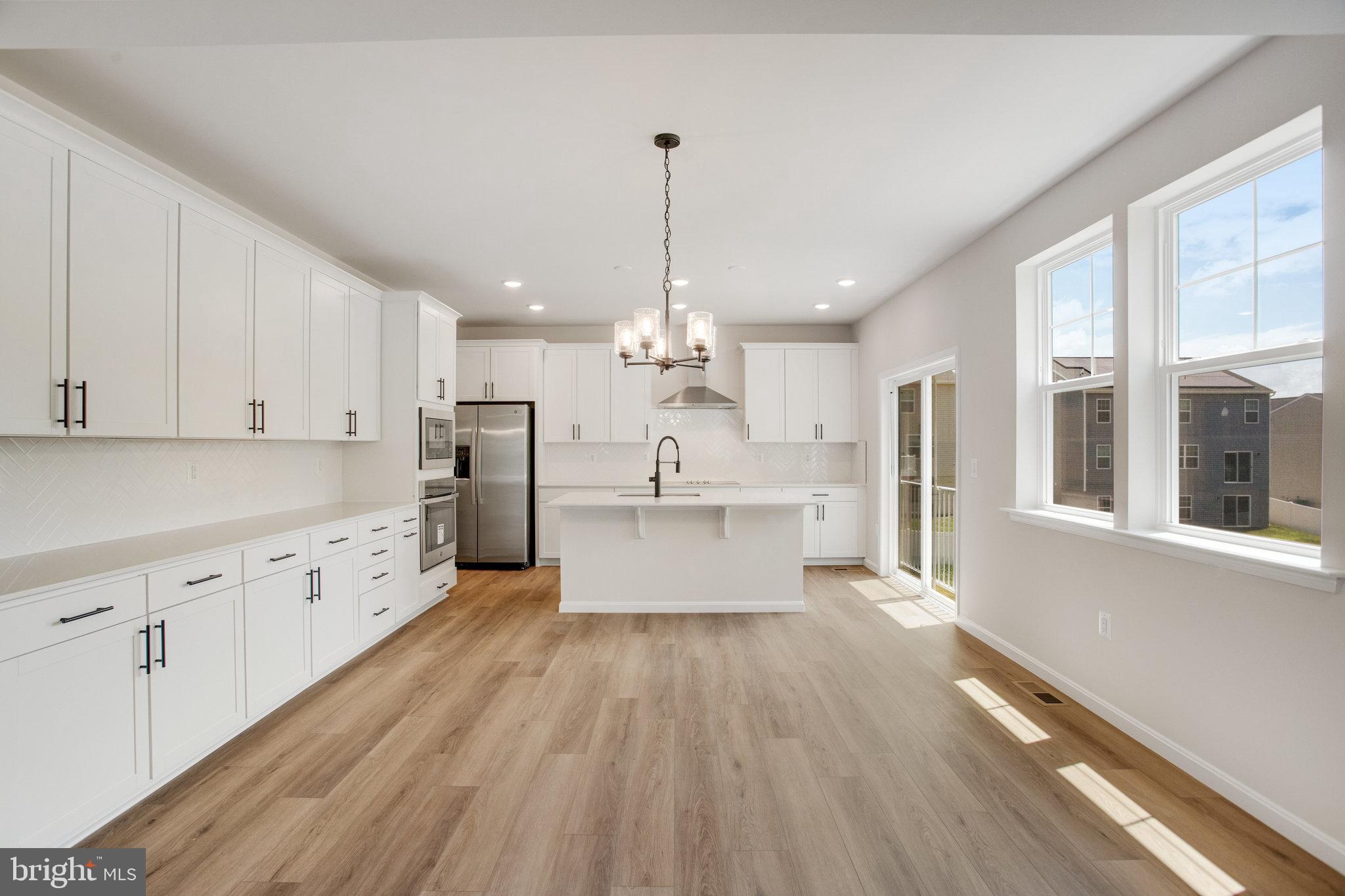 WILDERNESS SHORES - Residential