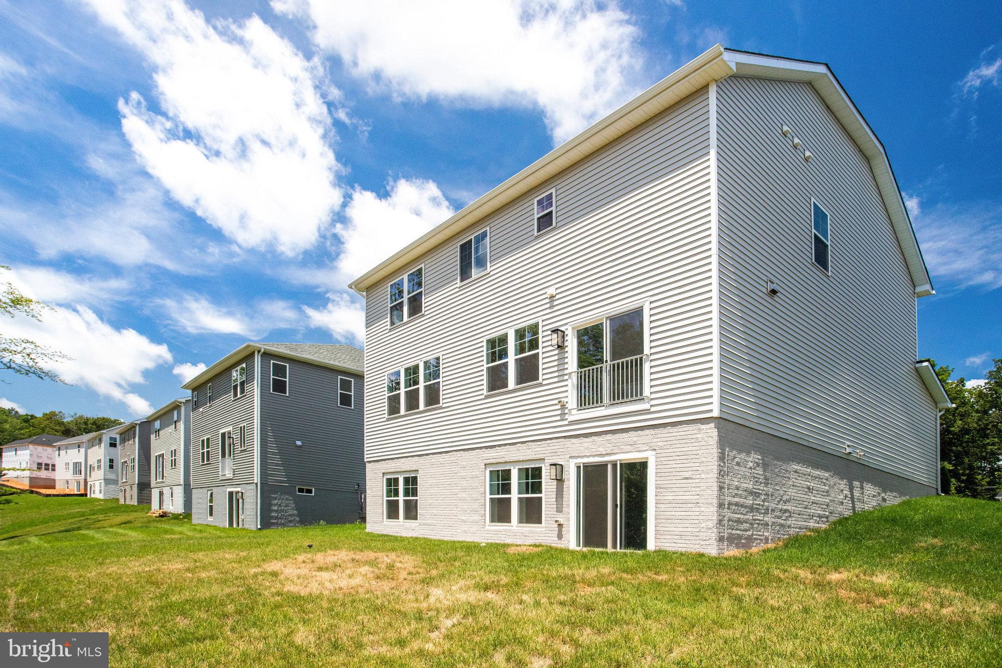 WILDERNESS SHORES - Residential