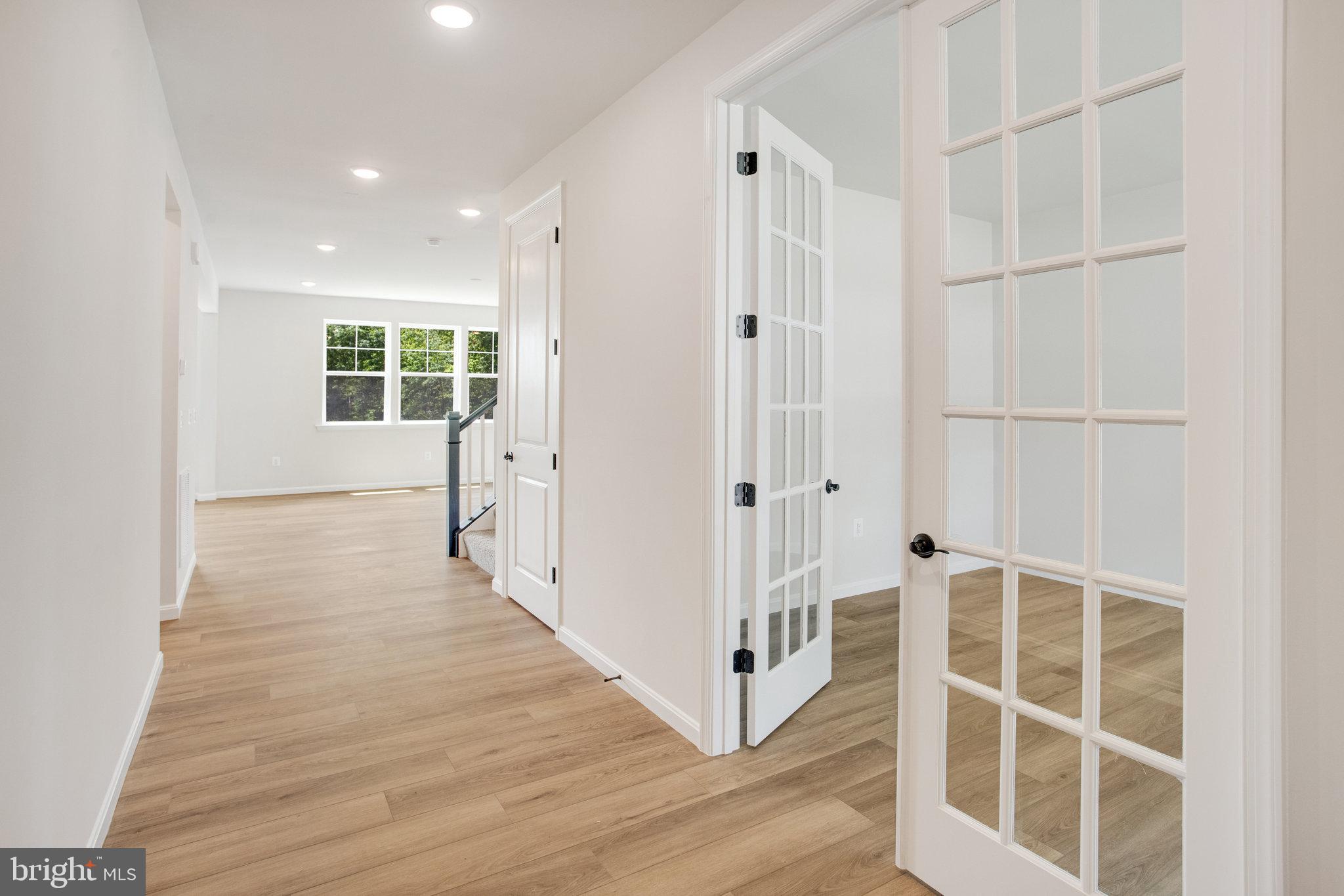 WILDERNESS SHORES - Residential