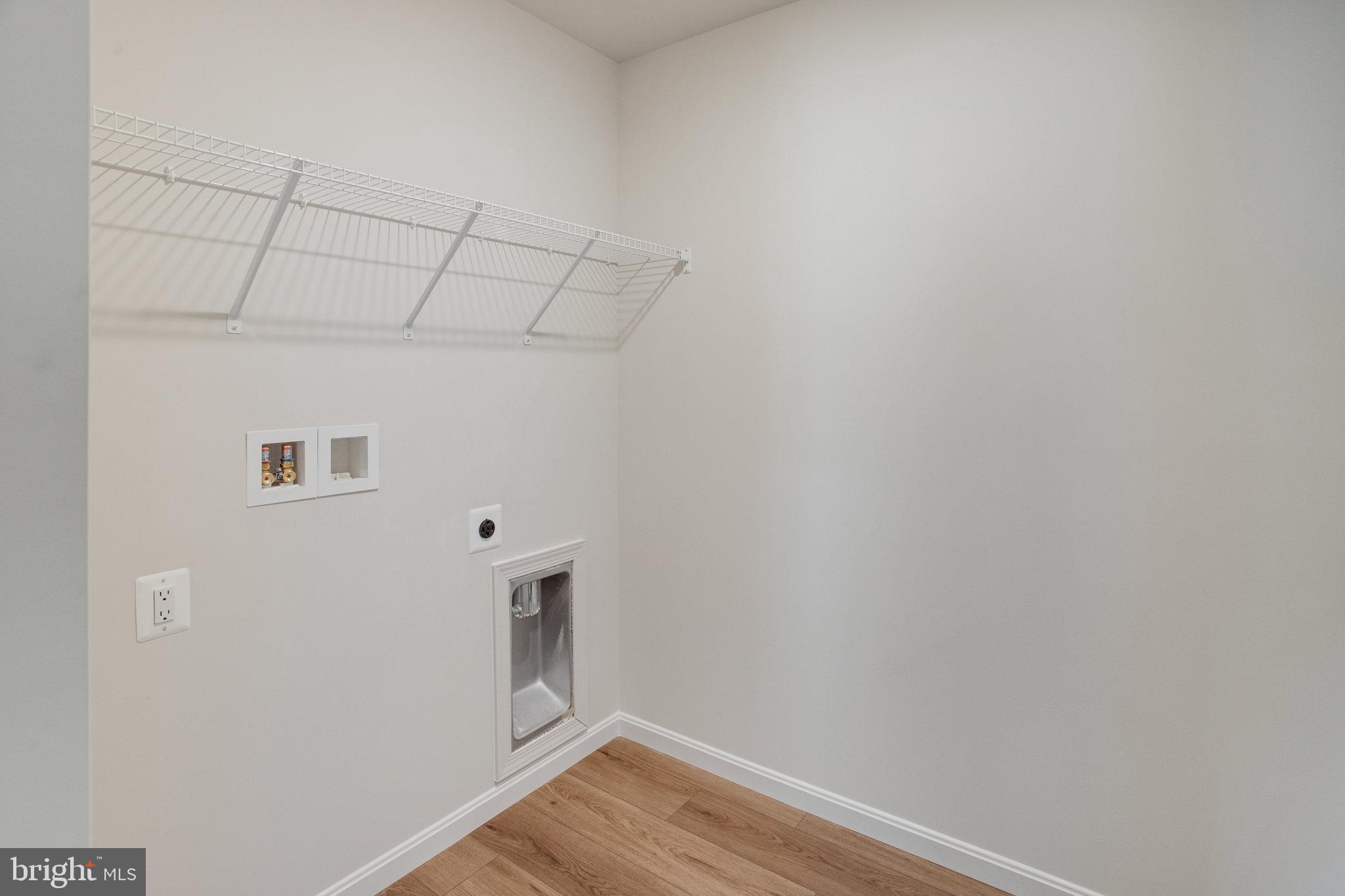 WILDERNESS SHORES - Residential