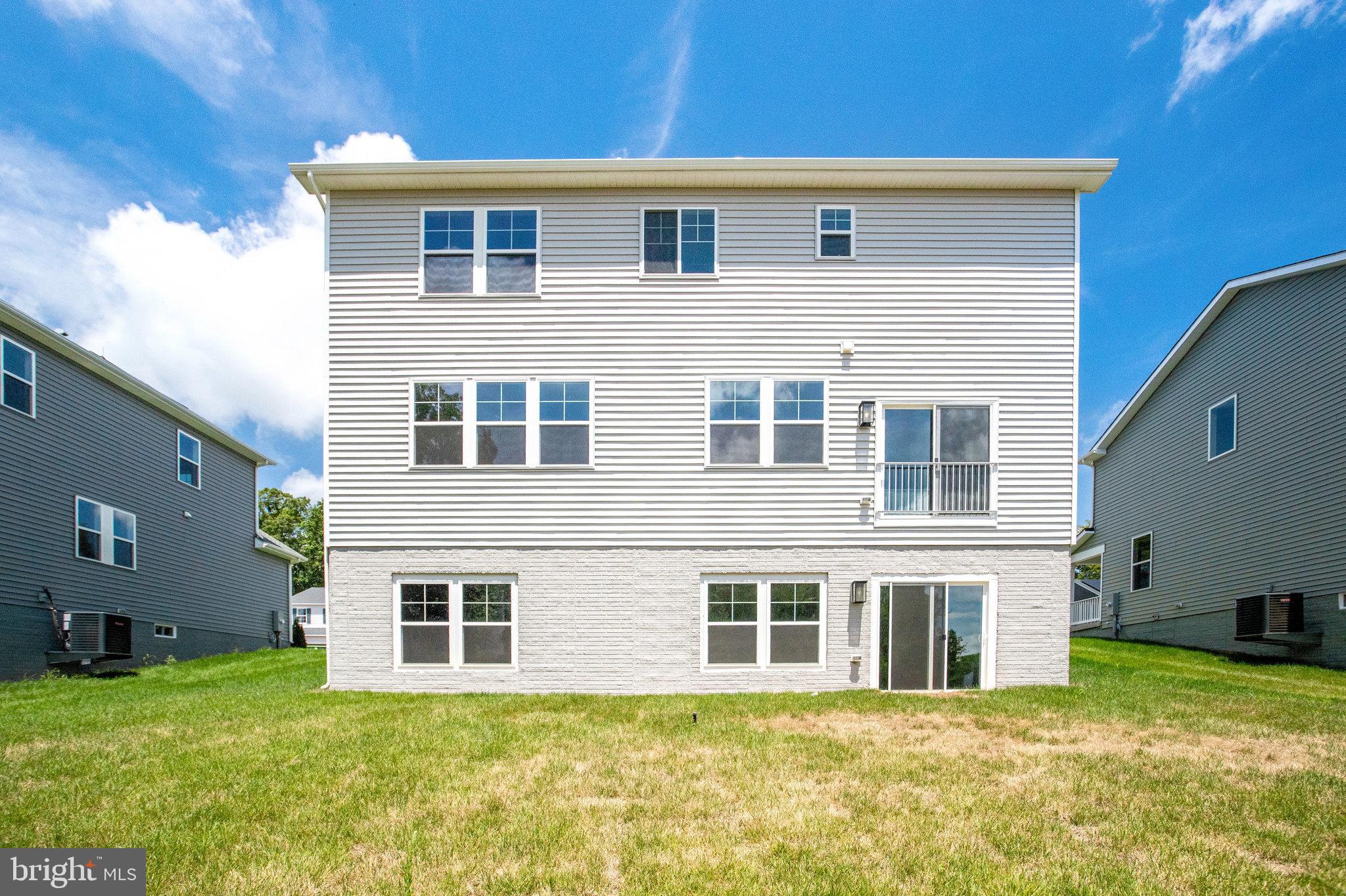 WILDERNESS SHORES - Residential