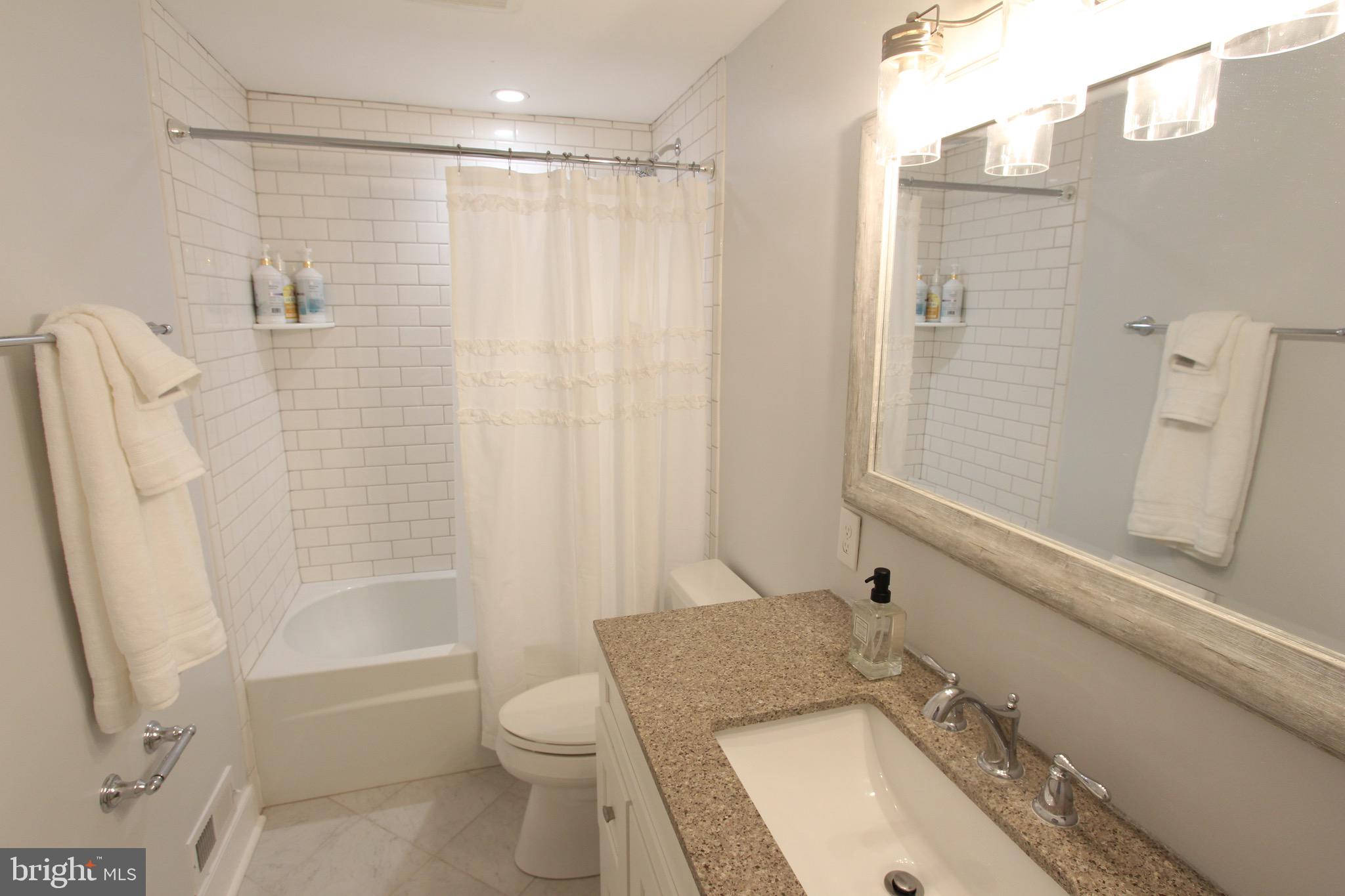 LUTHERVILLE - Residential