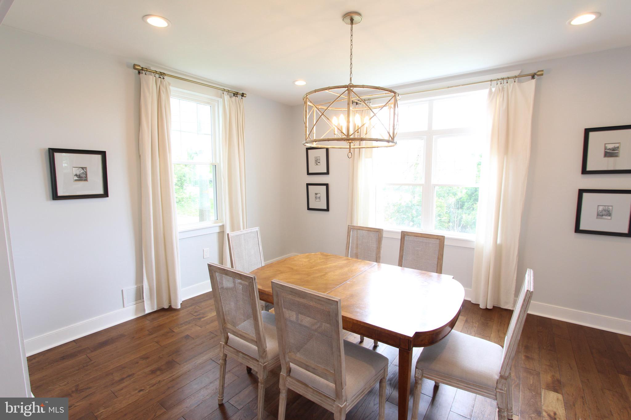 LUTHERVILLE - Residential