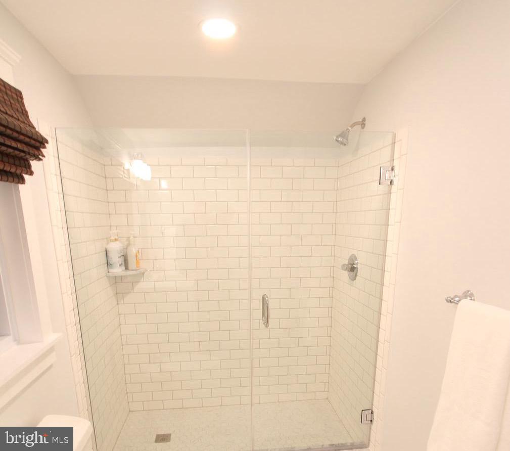 LUTHERVILLE - Residential