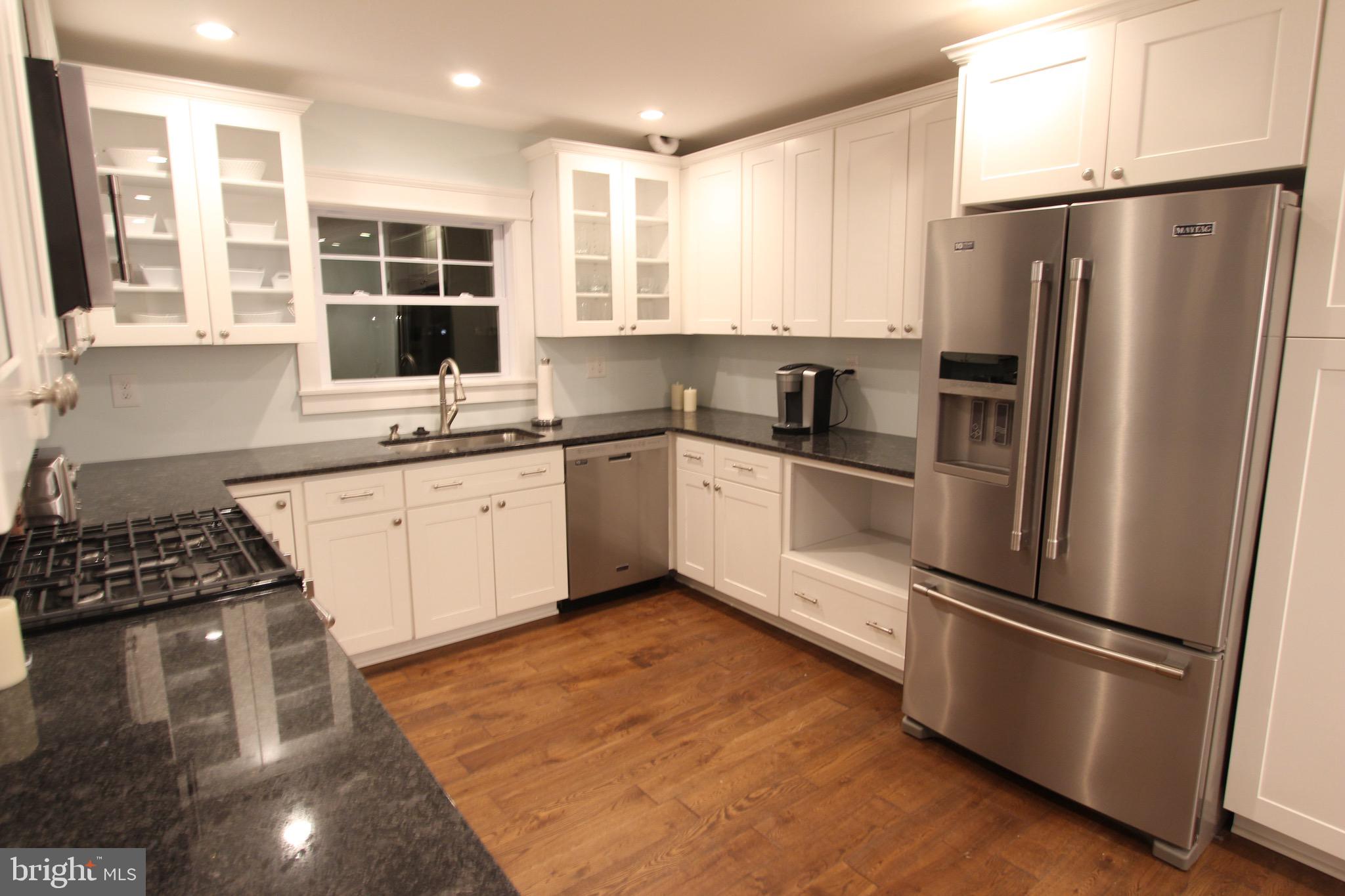 LUTHERVILLE - Residential